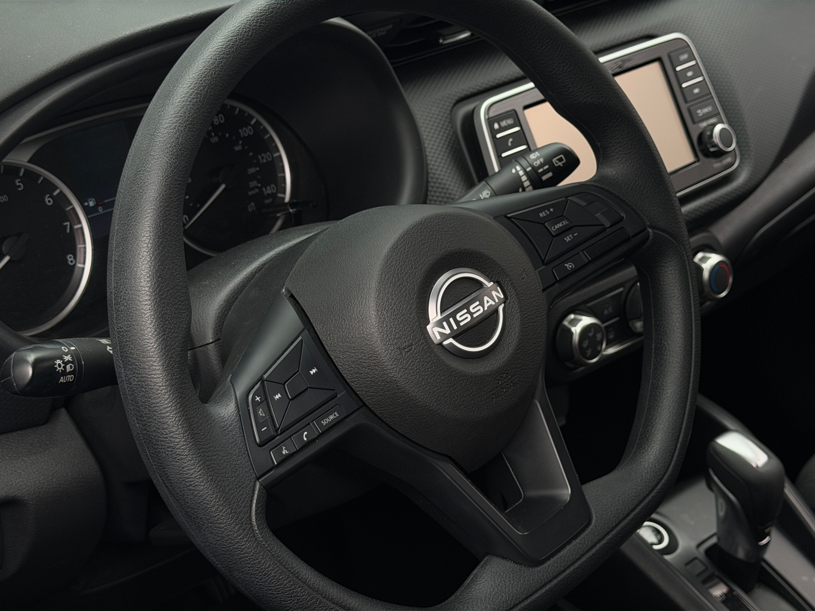 Thumbnail: 2024 Nissan Kicks - 5