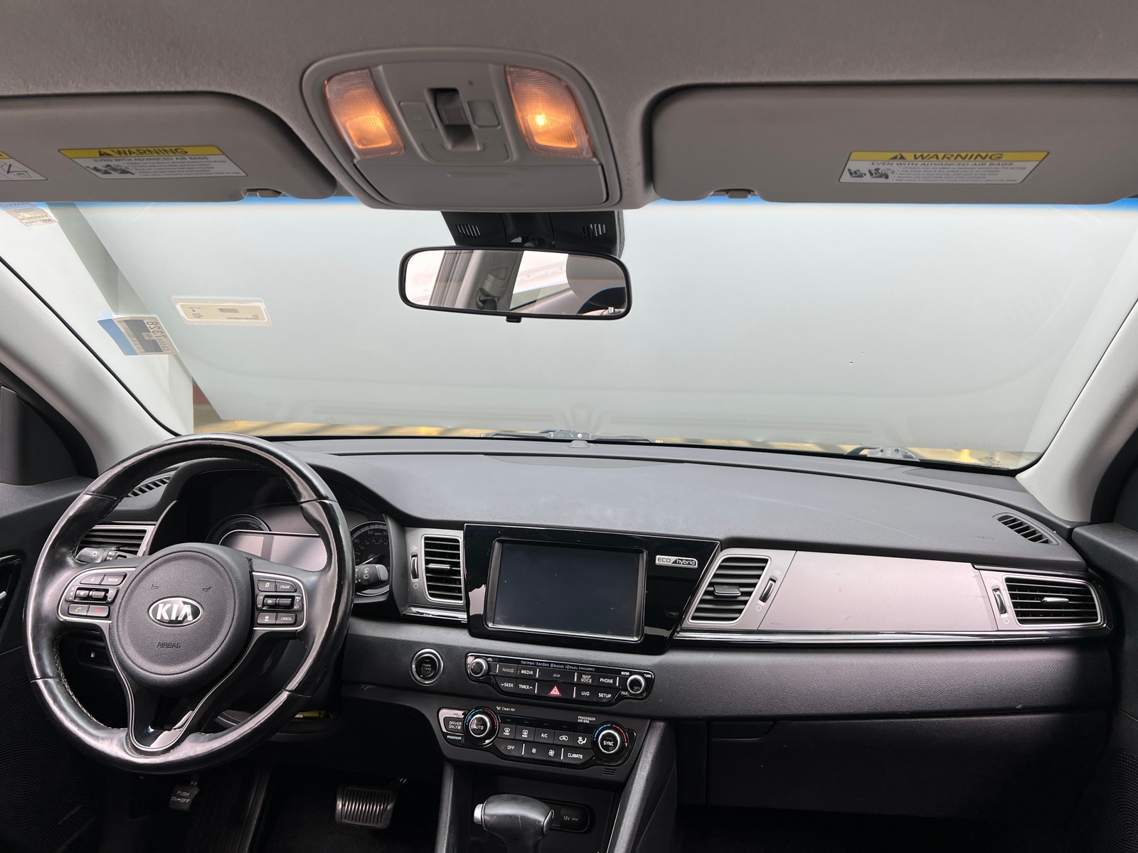 Thumbnail: 2017 Kia Niro - 2