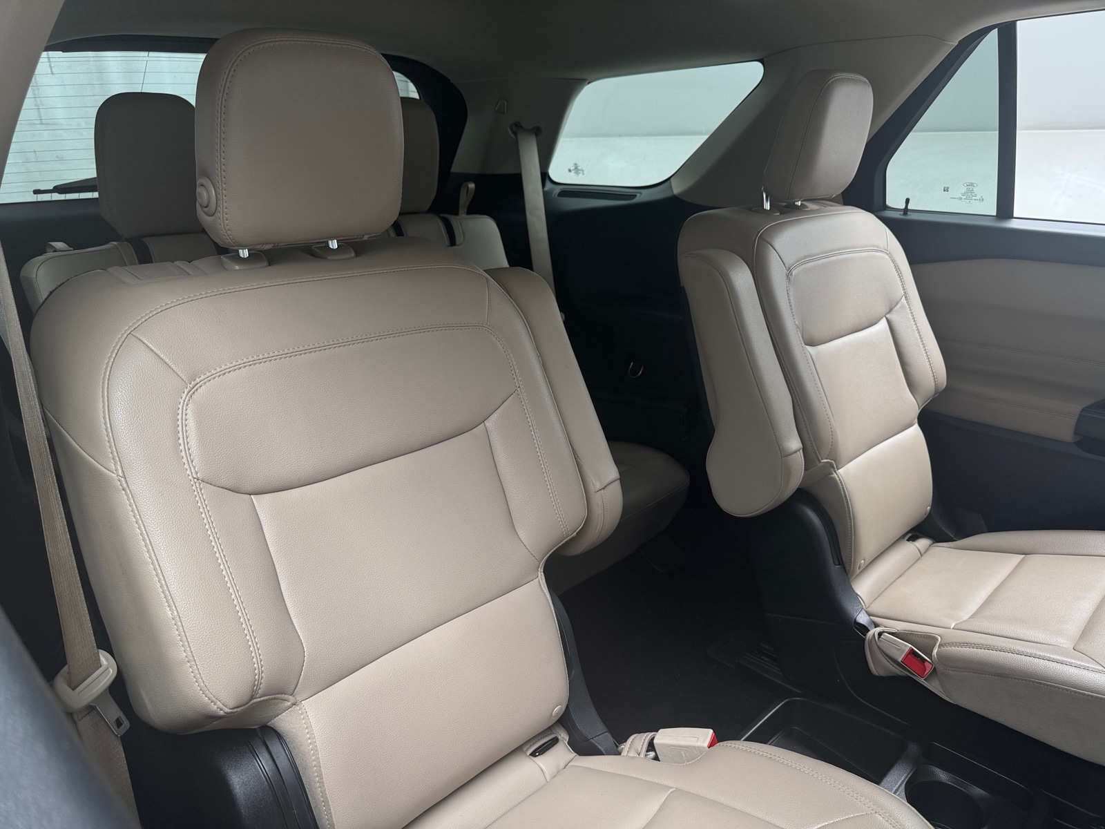 Thumbnail: 2020 Ford Explorer - 6