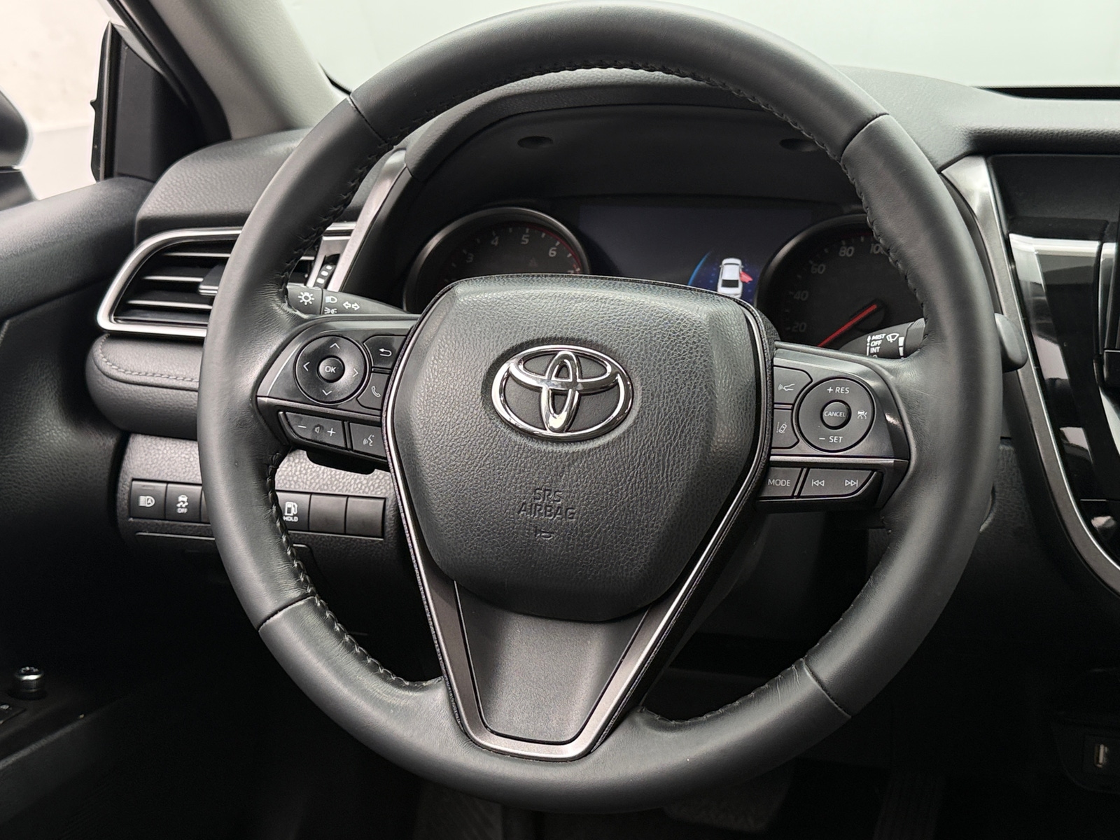 Thumbnail: 2023 Toyota Camry - 4