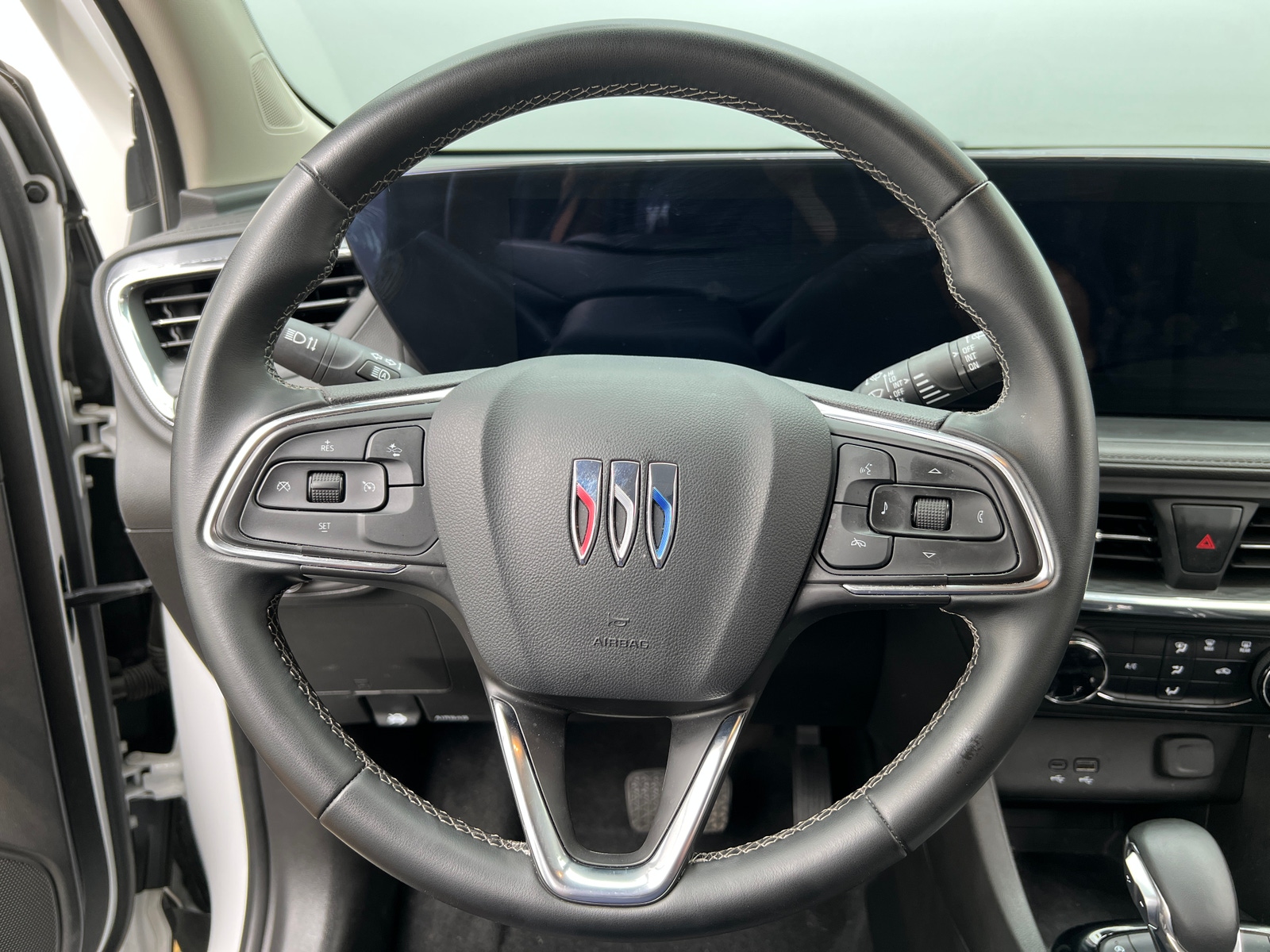 Thumbnail: 2025 Buick Encore GX - 4