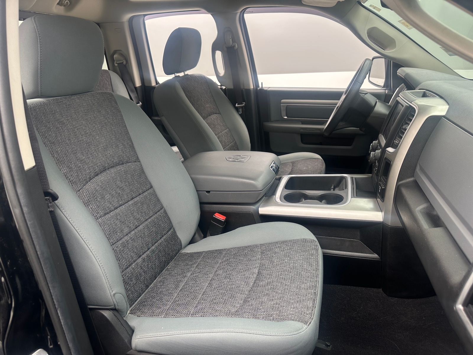 Thumbnail: 2019 RAM 1500 Classic - 2