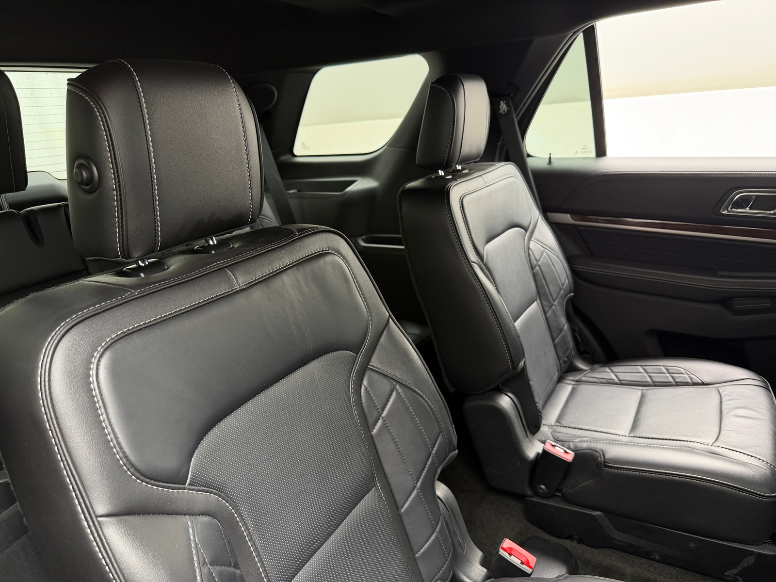 Thumbnail: 2017 Ford Explorer - 5