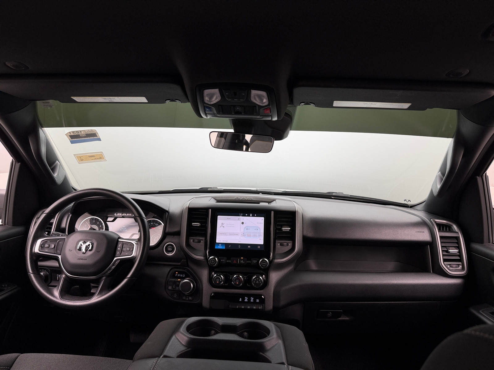 Thumbnail: 2025 RAM 1500 - 3