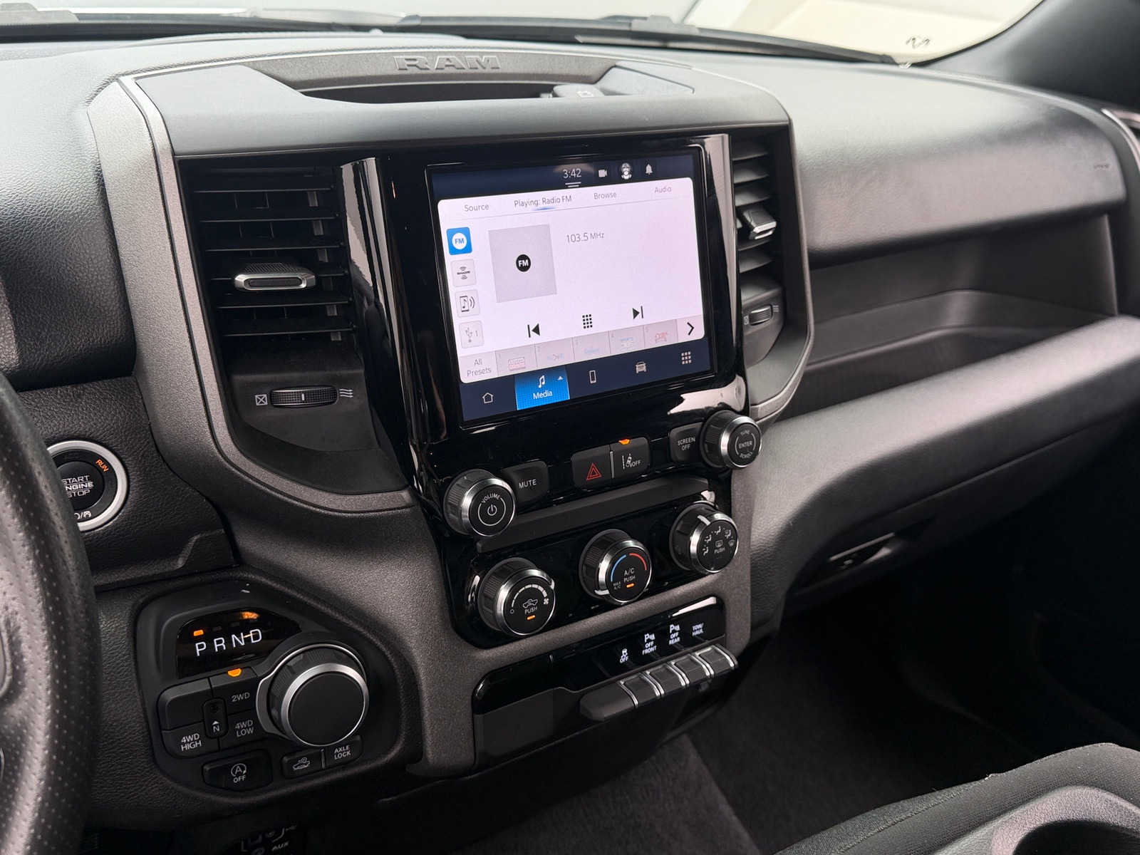 Thumbnail: 2025 RAM 1500 - 4