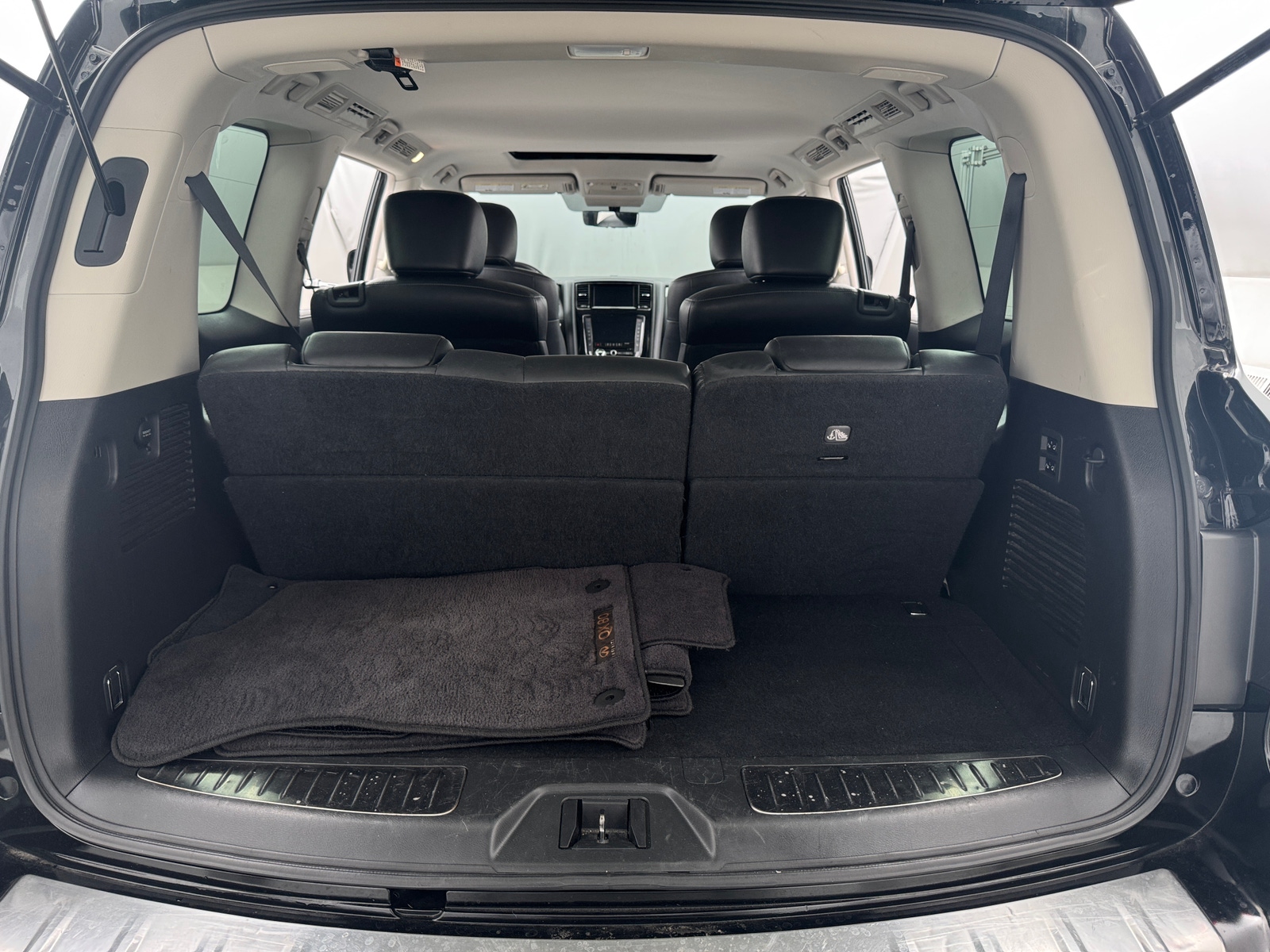 Thumbnail: 2021 INFINITI QX80 - 6