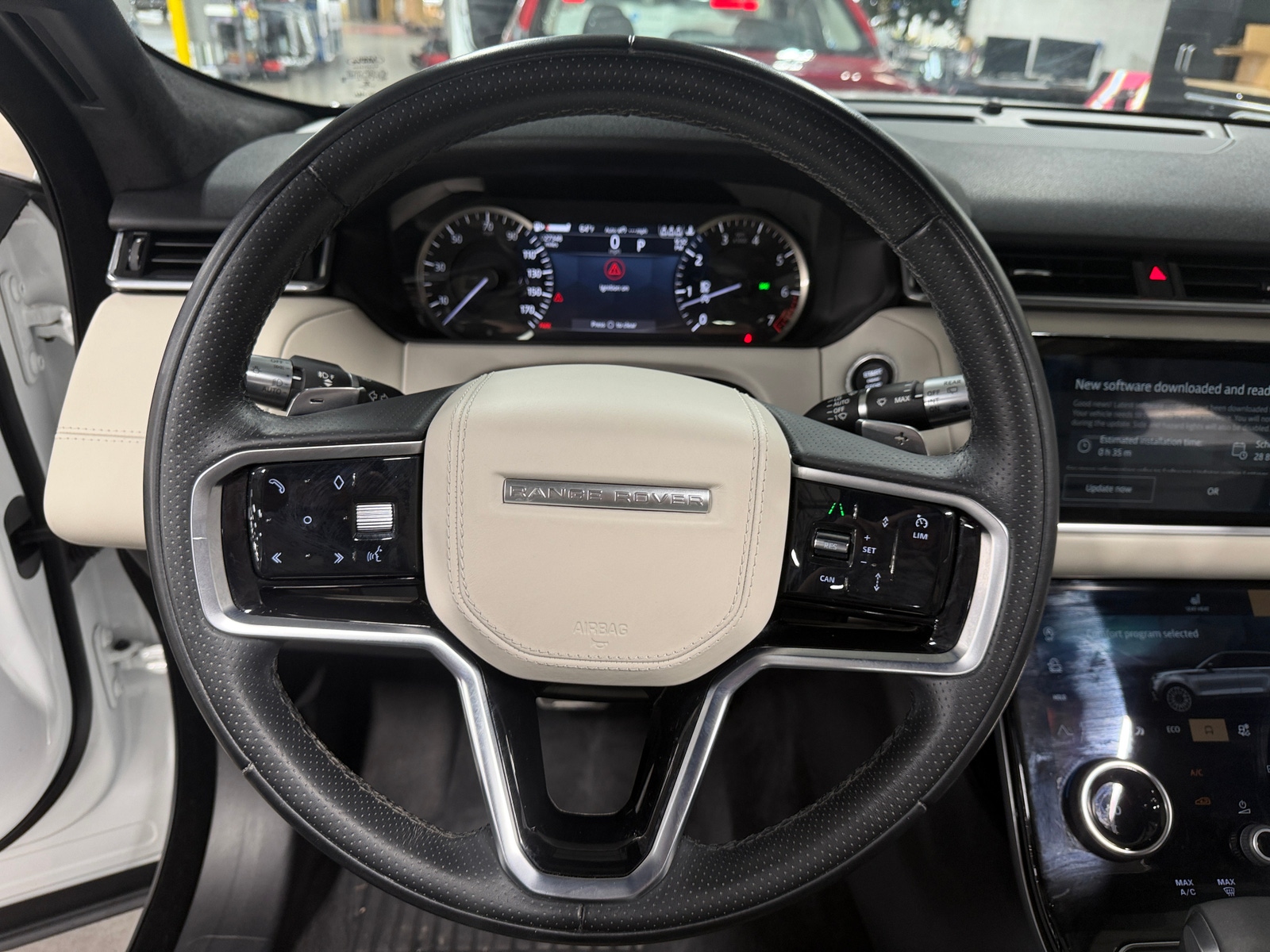 Thumbnail: 2023 Land Rover Range Rover Velar - 4