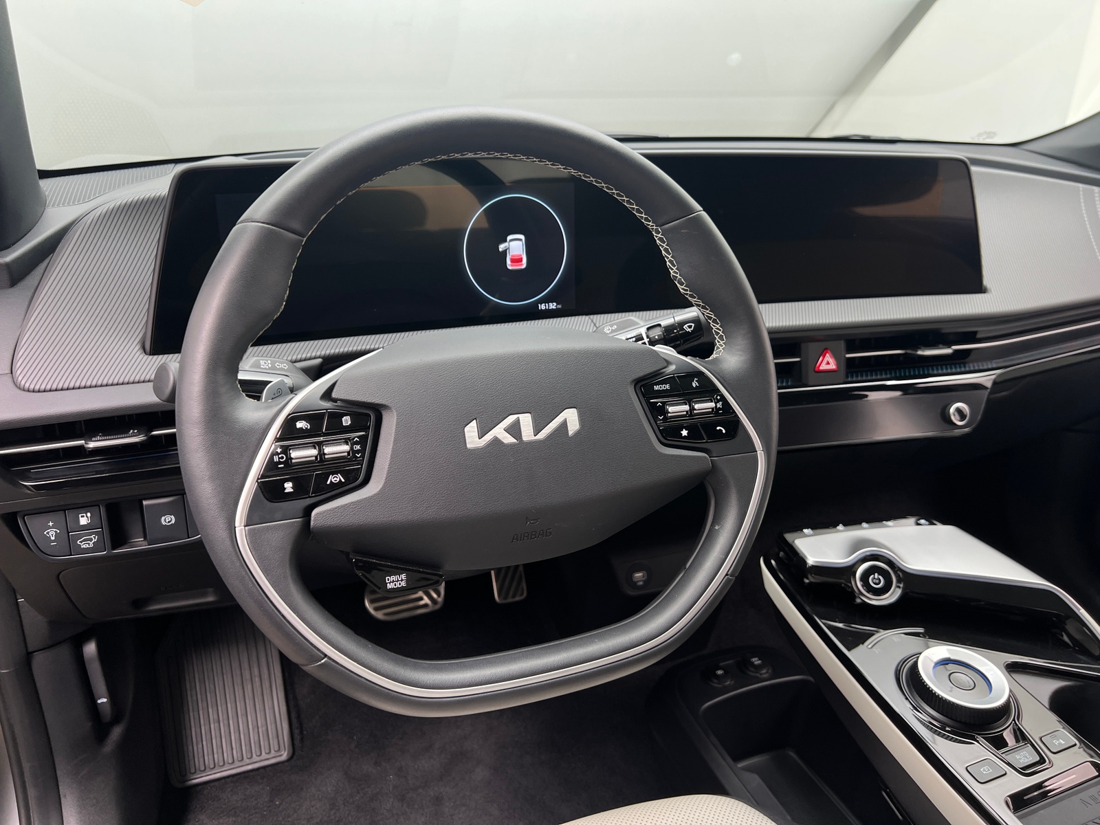 Thumbnail: 2023 Kia EV6 - 4