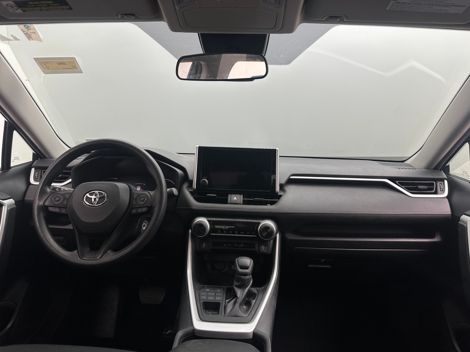 Thumbnail: 2023 Toyota RAV4 - 3