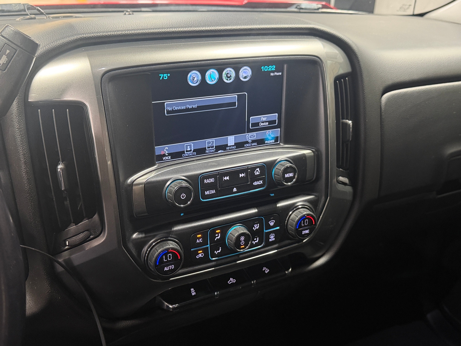 Thumbnail: 2018 Chevrolet Silverado 1500 - 4