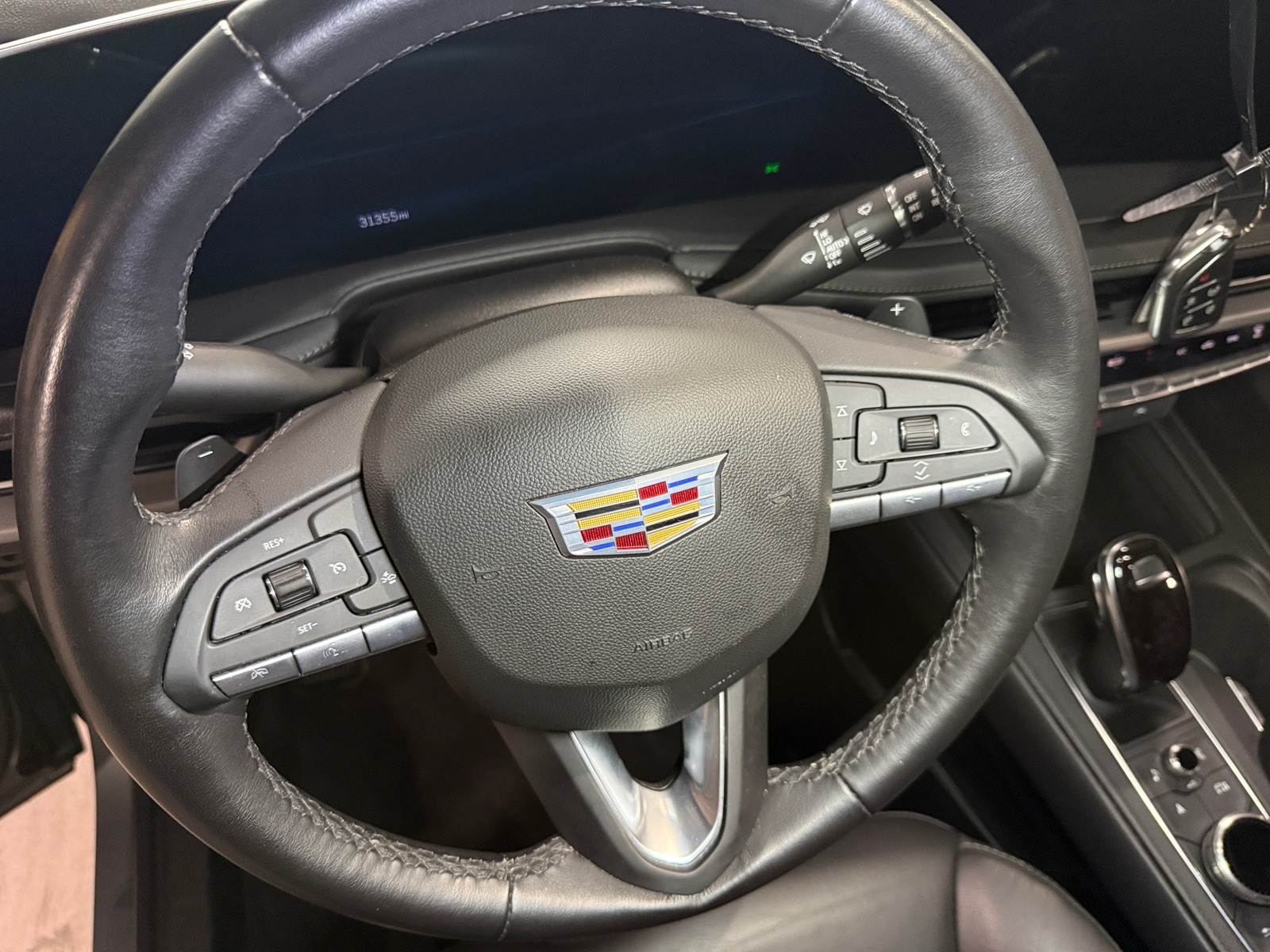 Thumbnail: 2025 Cadillac XT4 - 4