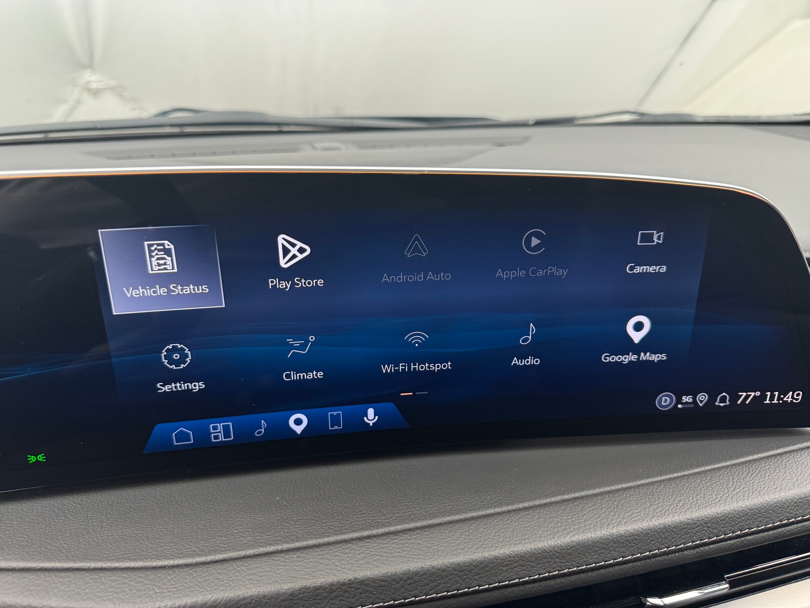 Thumbnail: 2025 Cadillac XT4 - 3