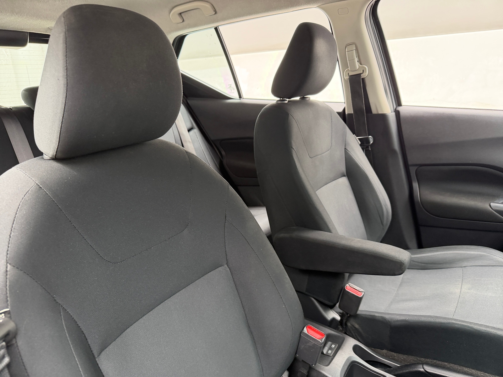 Thumbnail: 2024 Nissan Kicks - 2