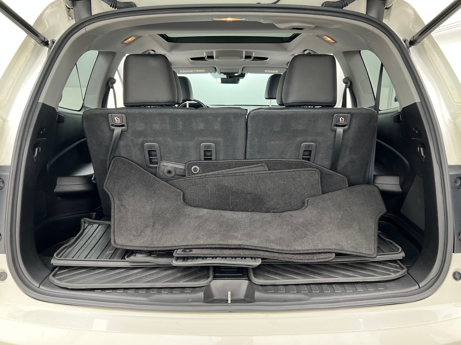 Thumbnail: 2019 Honda Pilot - 6