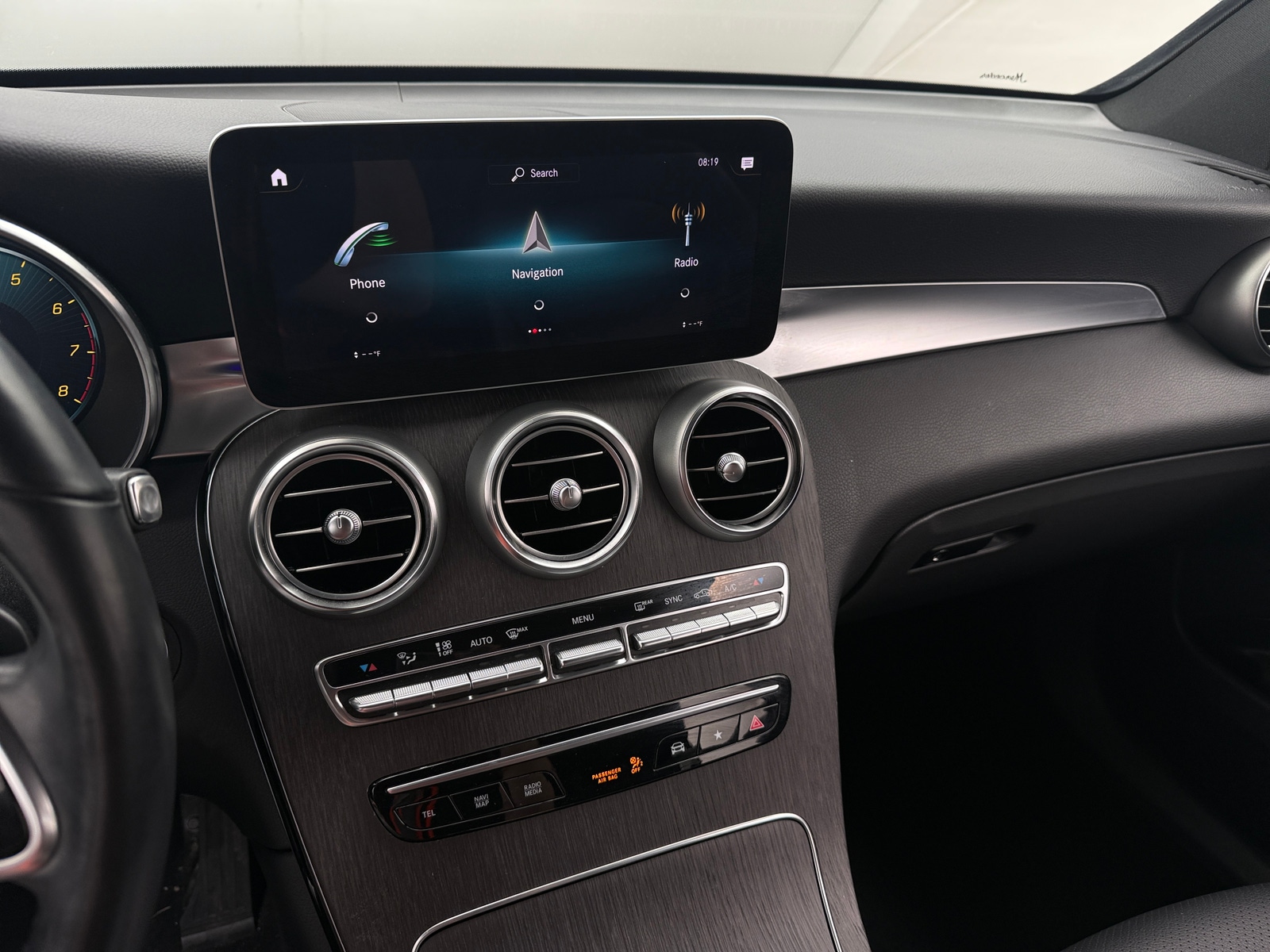 Thumbnail: 2022 Mercedes-Benz GLC - 3