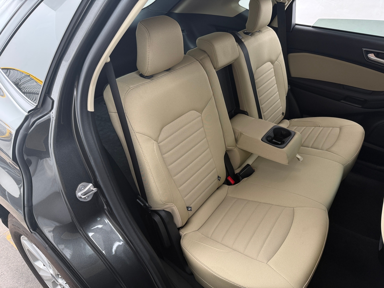 Thumbnail: 2019 Ford Edge - 6