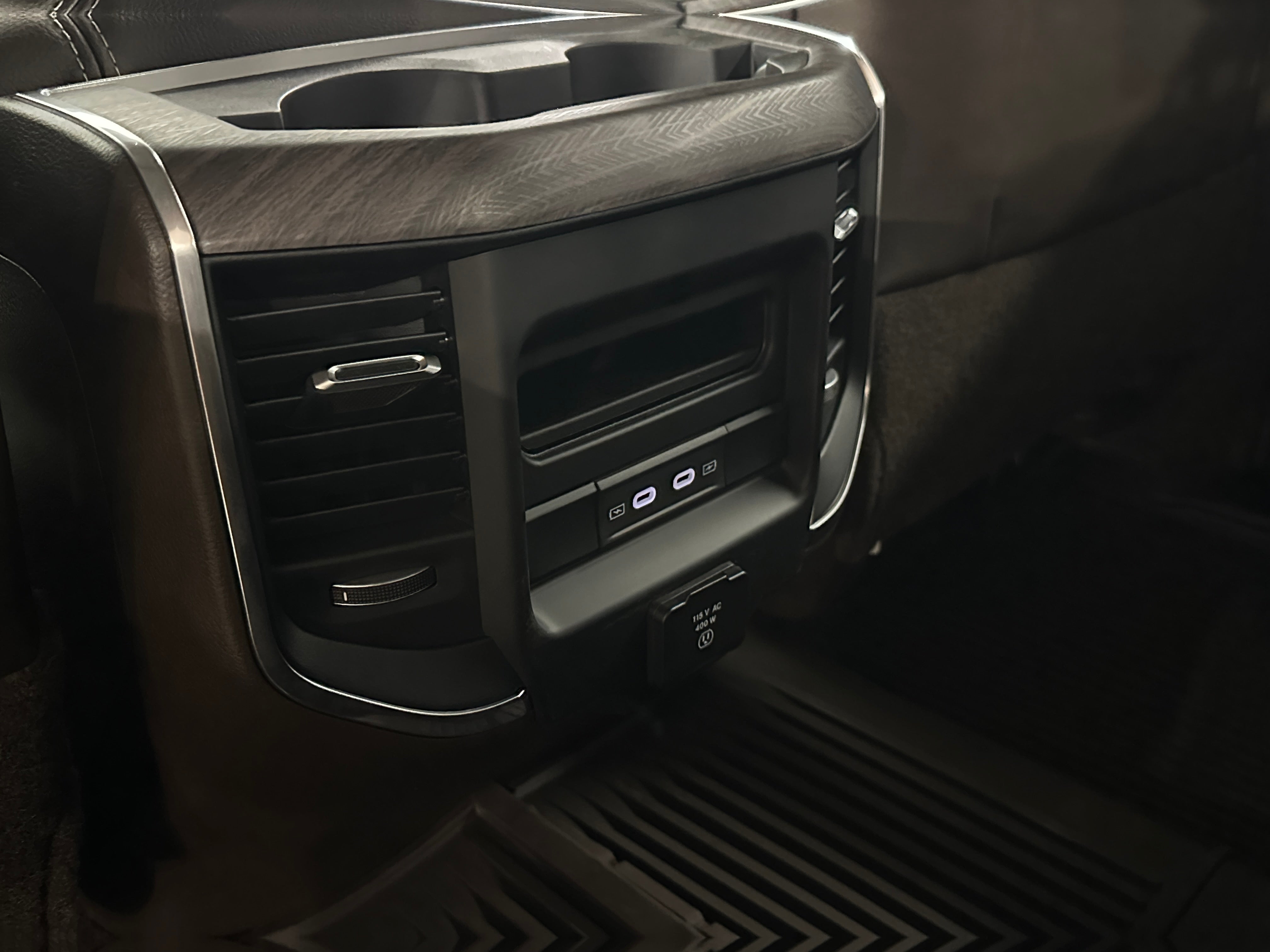 2026 RAM 2500 Laramie - Photo 6