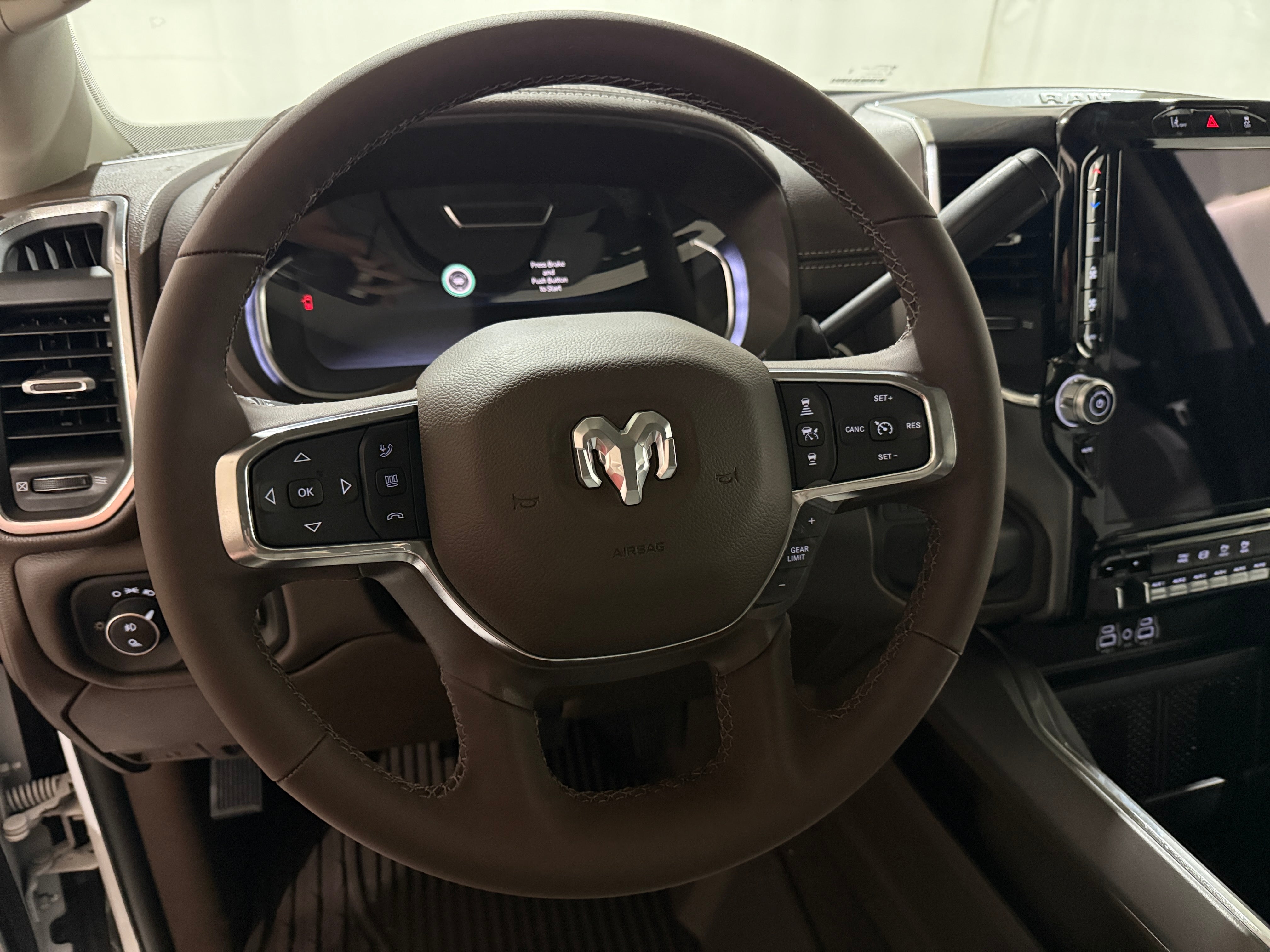 2026 RAM 2500 Laramie - Photo 9