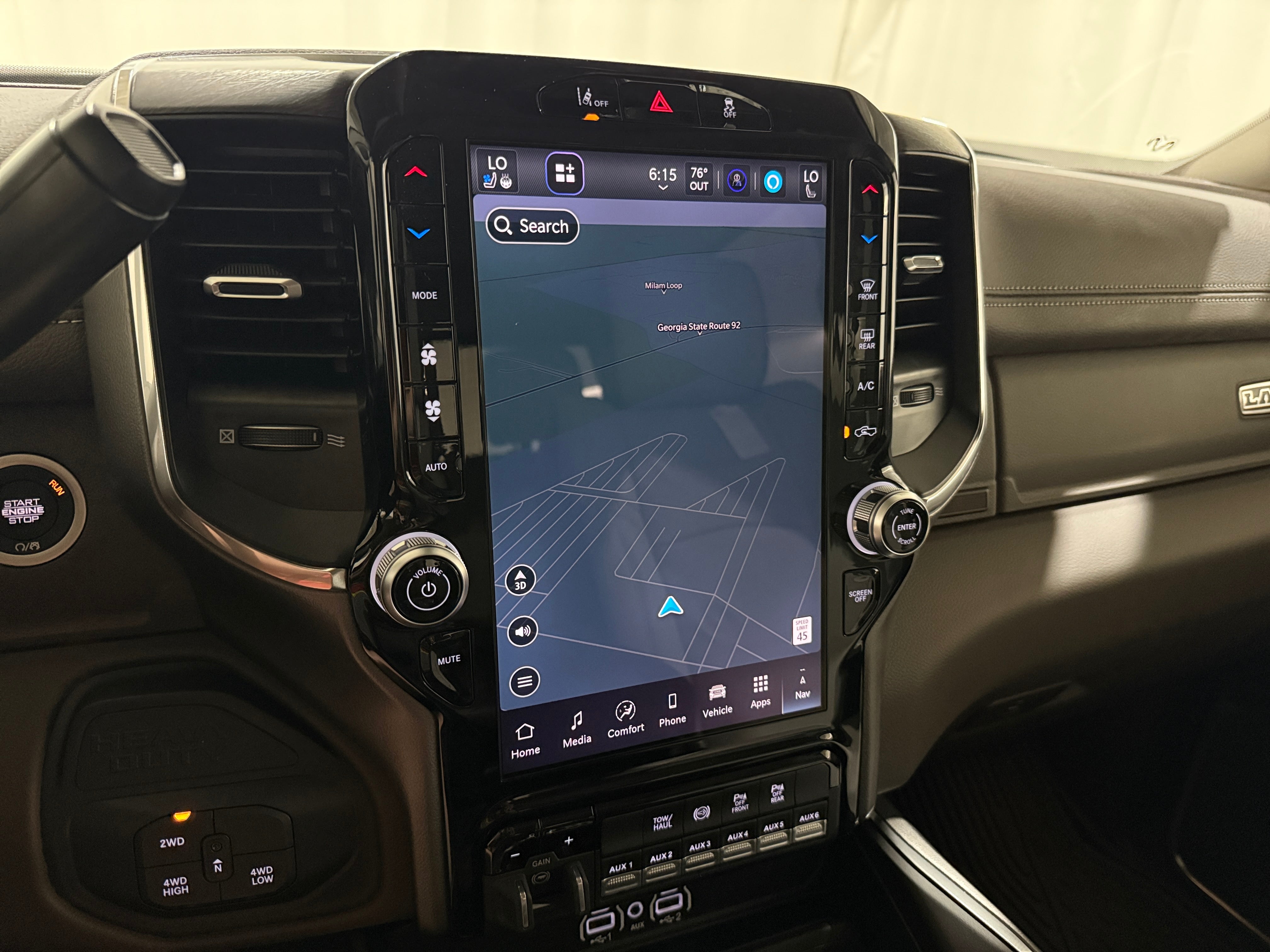 2026 RAM 2500 Laramie - Photo 17