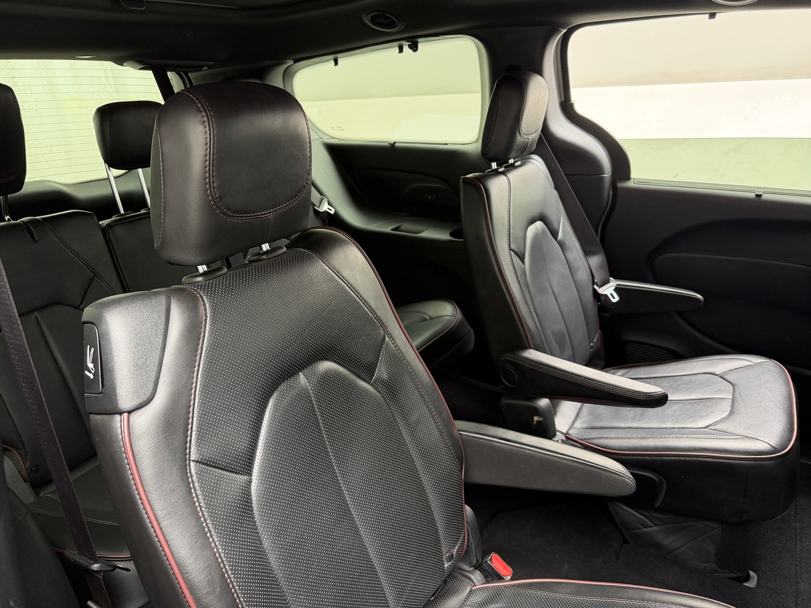 Thumbnail: 2020 Chrysler Pacifica - 5