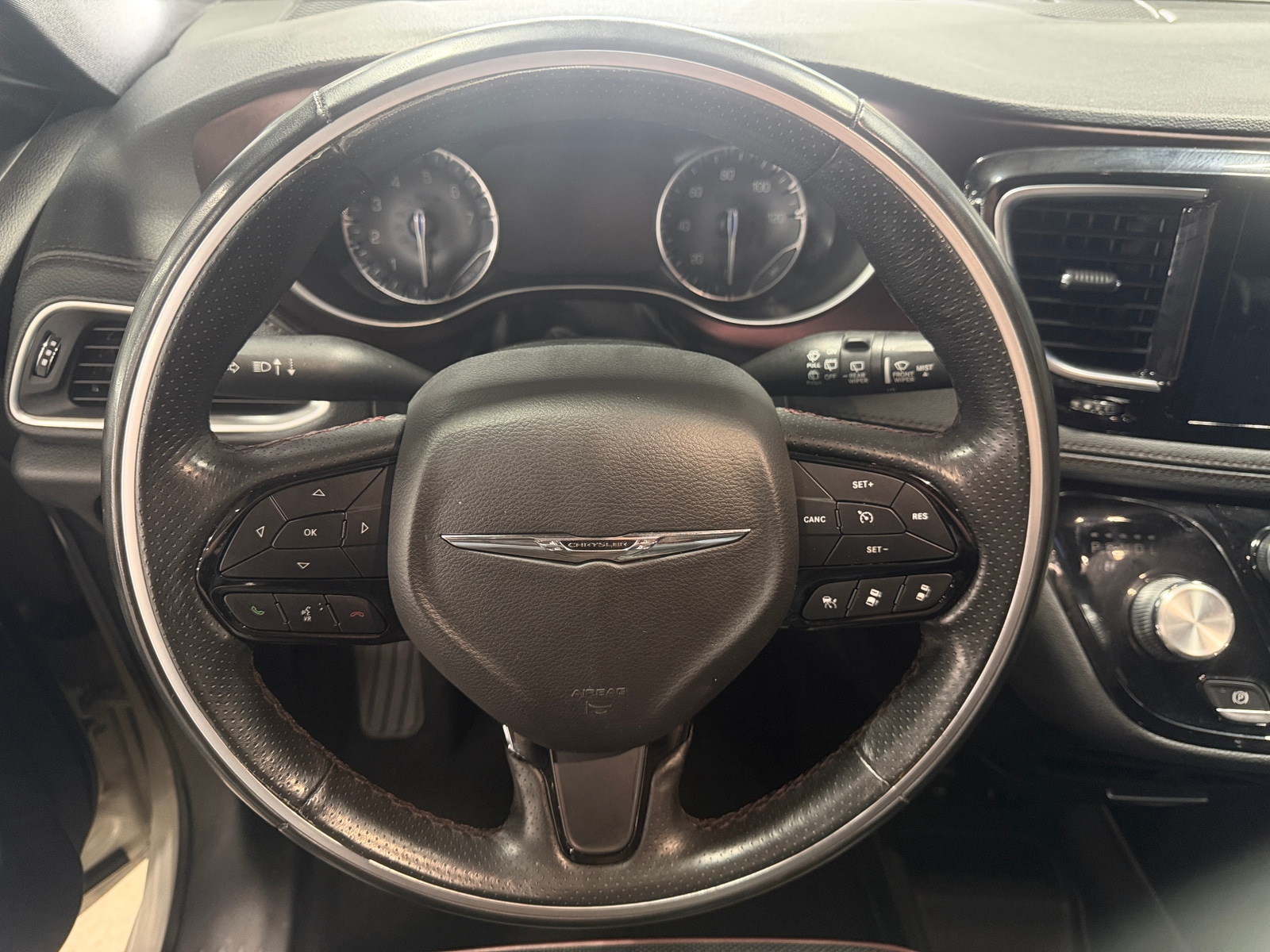 Thumbnail: 2020 Chrysler Pacifica - 4