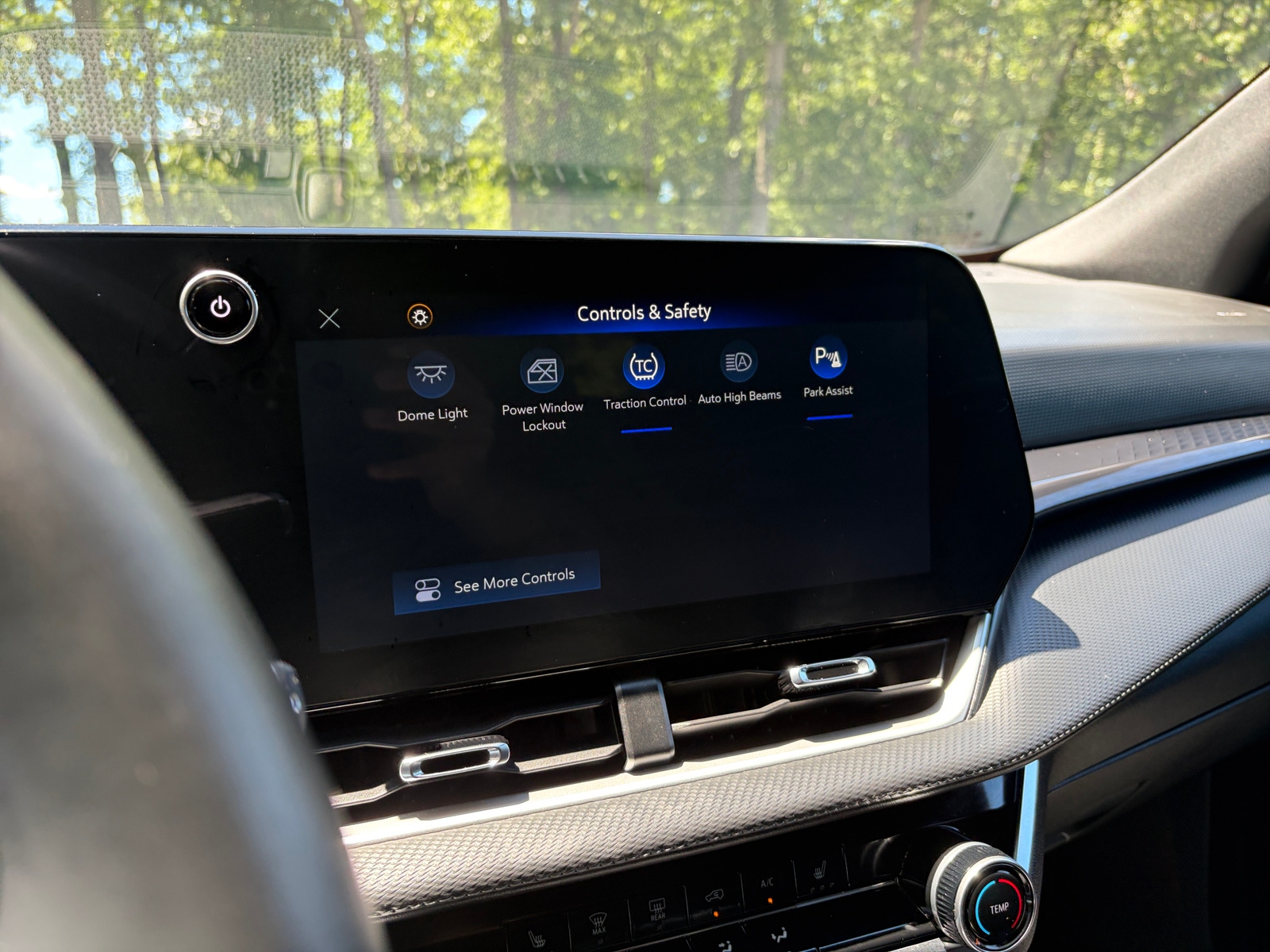 Thumbnail: 2025 Chevrolet Equinox - 4