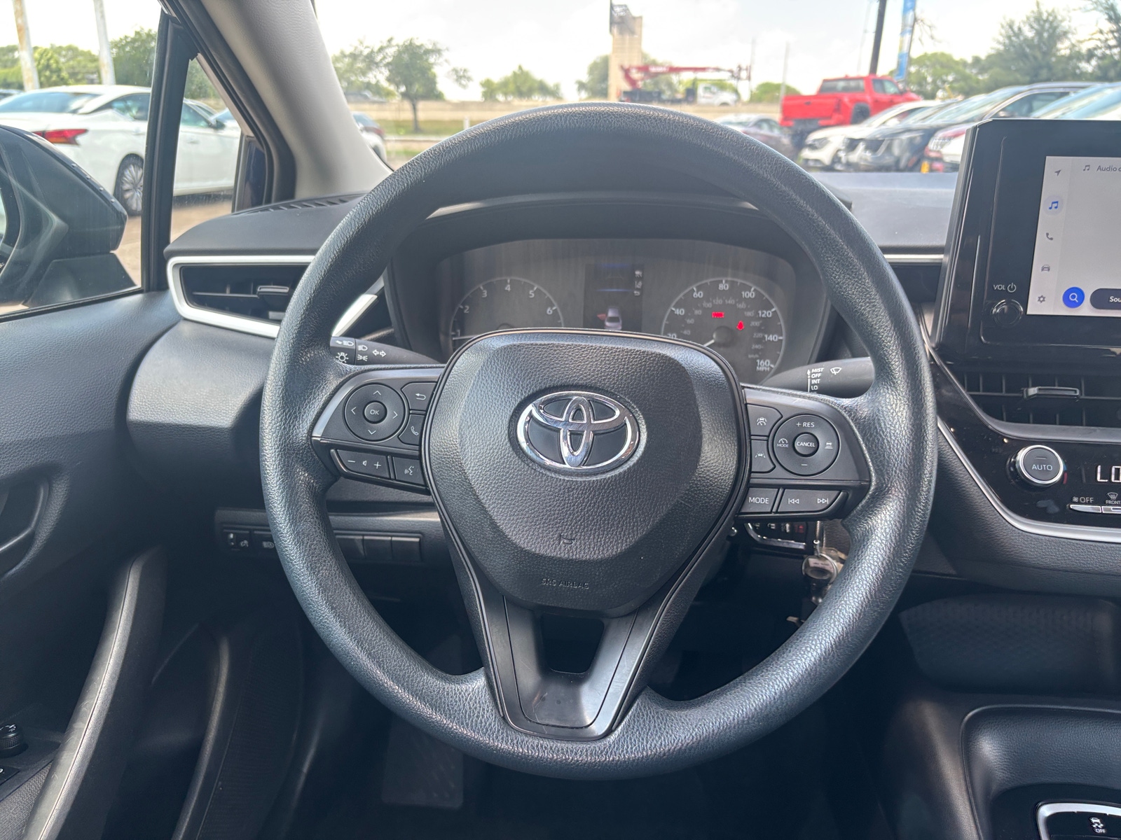 Thumbnail: 2025 Toyota Corolla - 4
