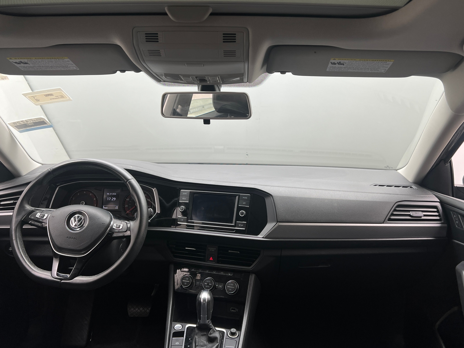 Thumbnail: 2019 Volkswagen Jetta - 3