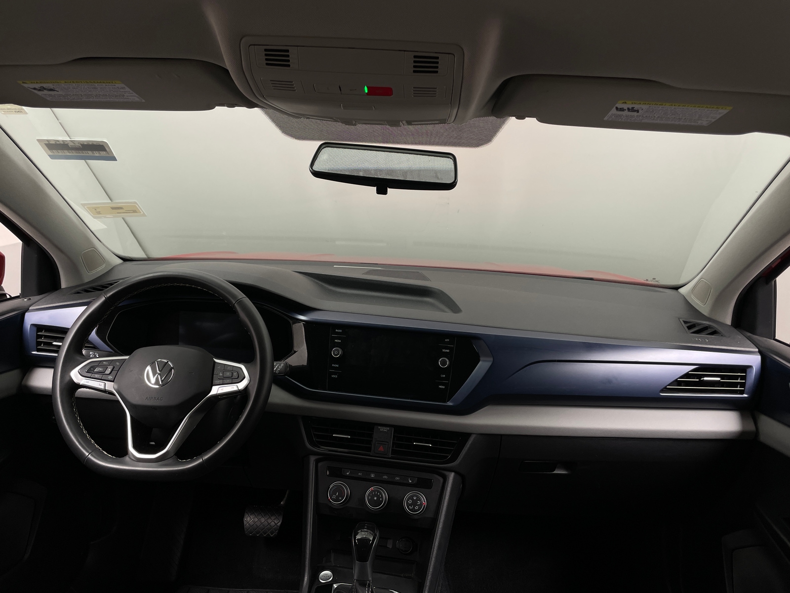 Thumbnail: 2022 Volkswagen Taos - 2