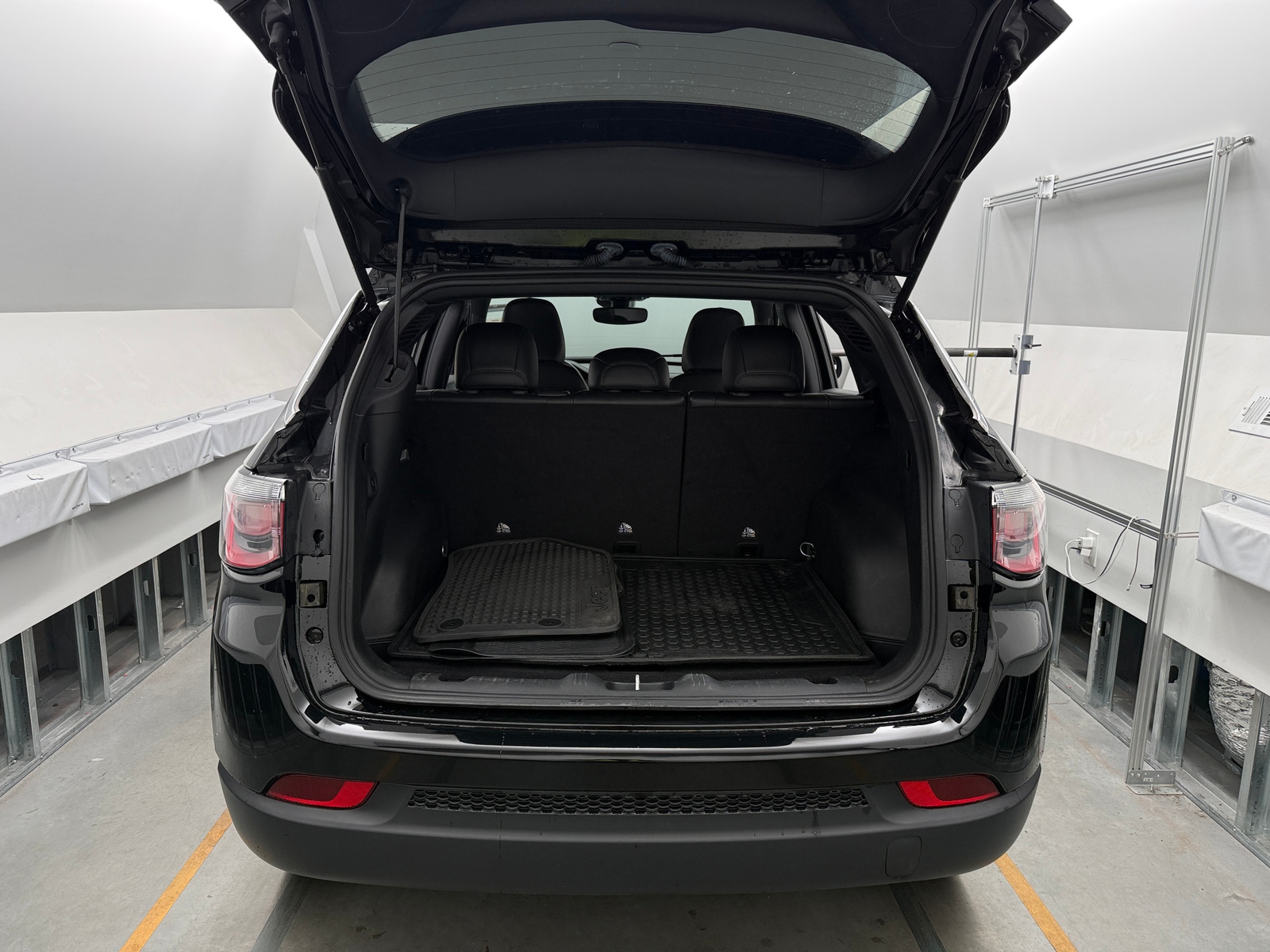 Thumbnail: 2023 Jeep Compass - 7