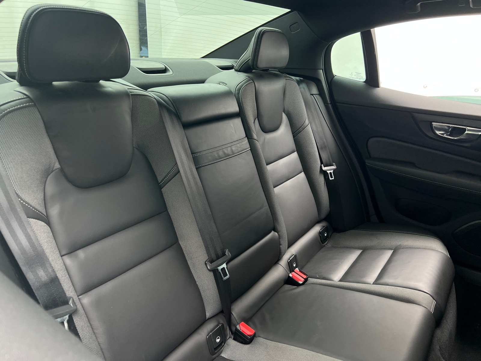 Thumbnail: 2019 Volvo S60 - 5