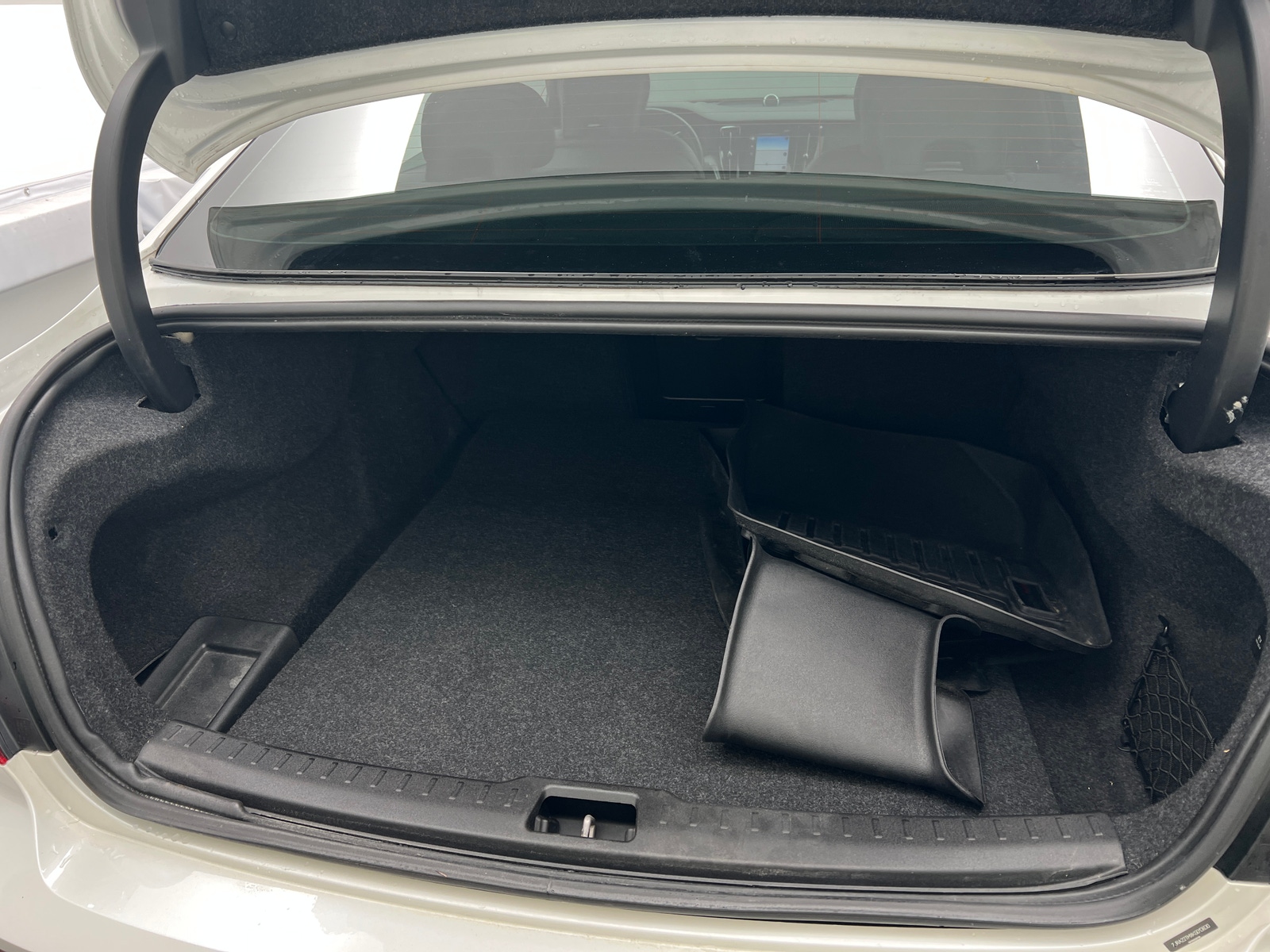 Thumbnail: 2019 Volvo S60 - 6