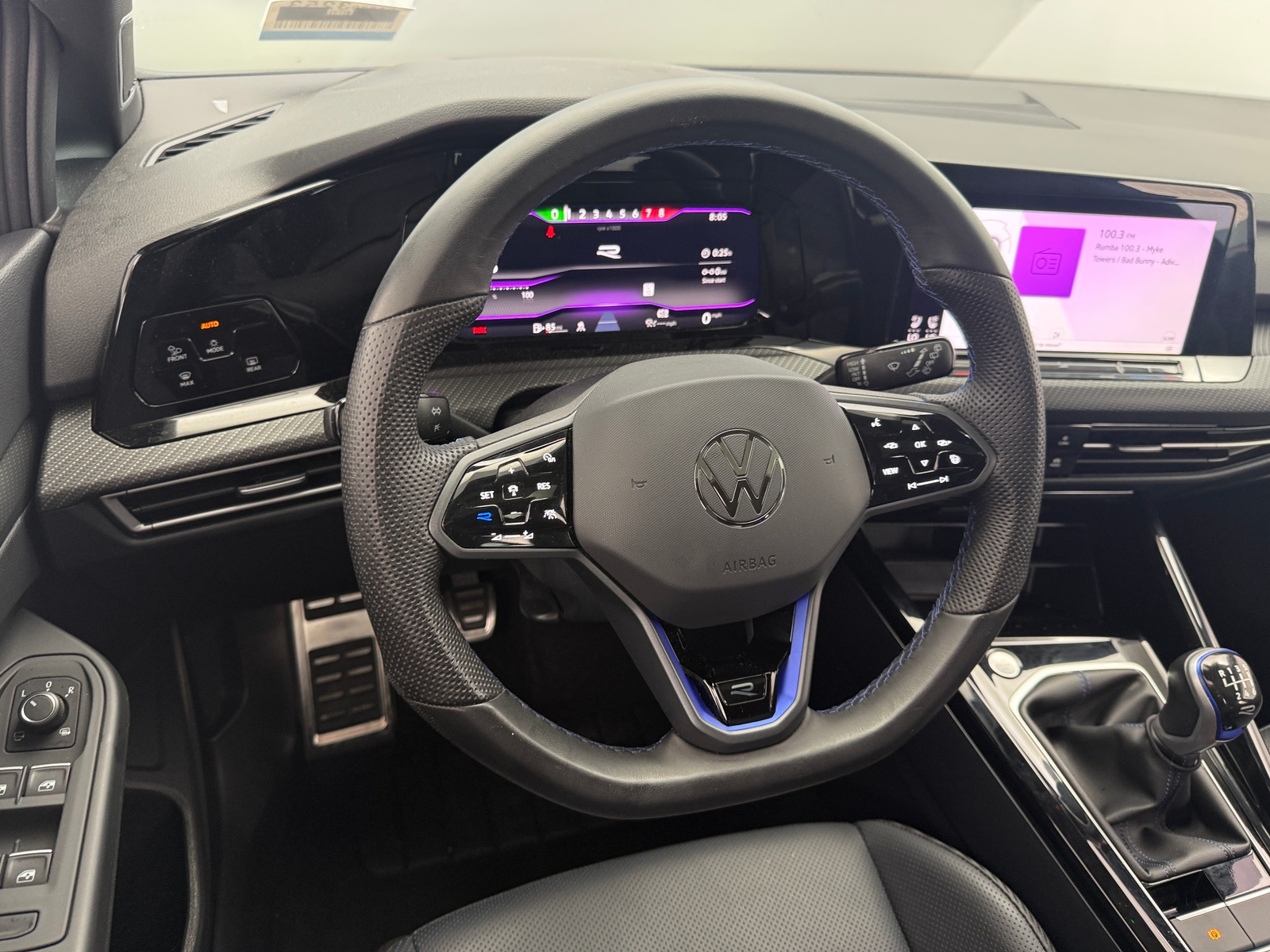 Thumbnail: 2024 Volkswagen Golf - 4