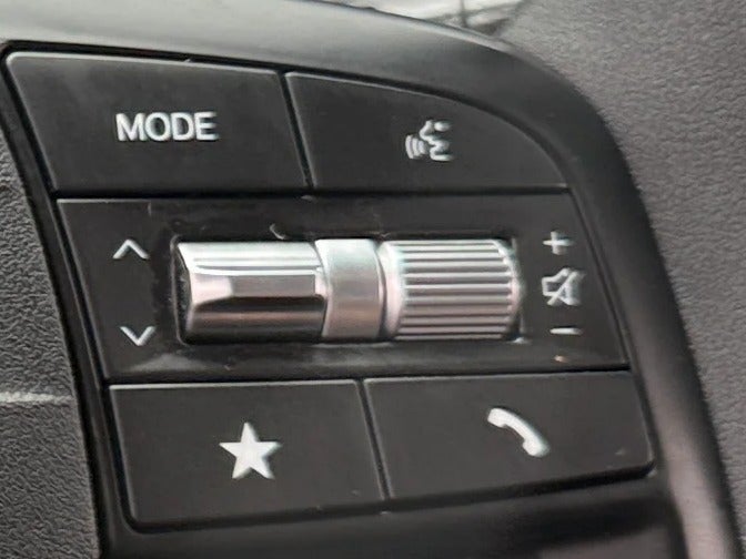 2025 Kia K4 LXS - Photo 14