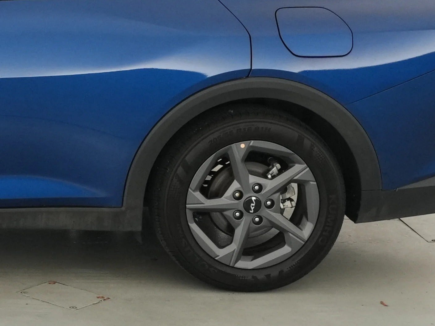 2025 Kia K4 LXS - Photo 15