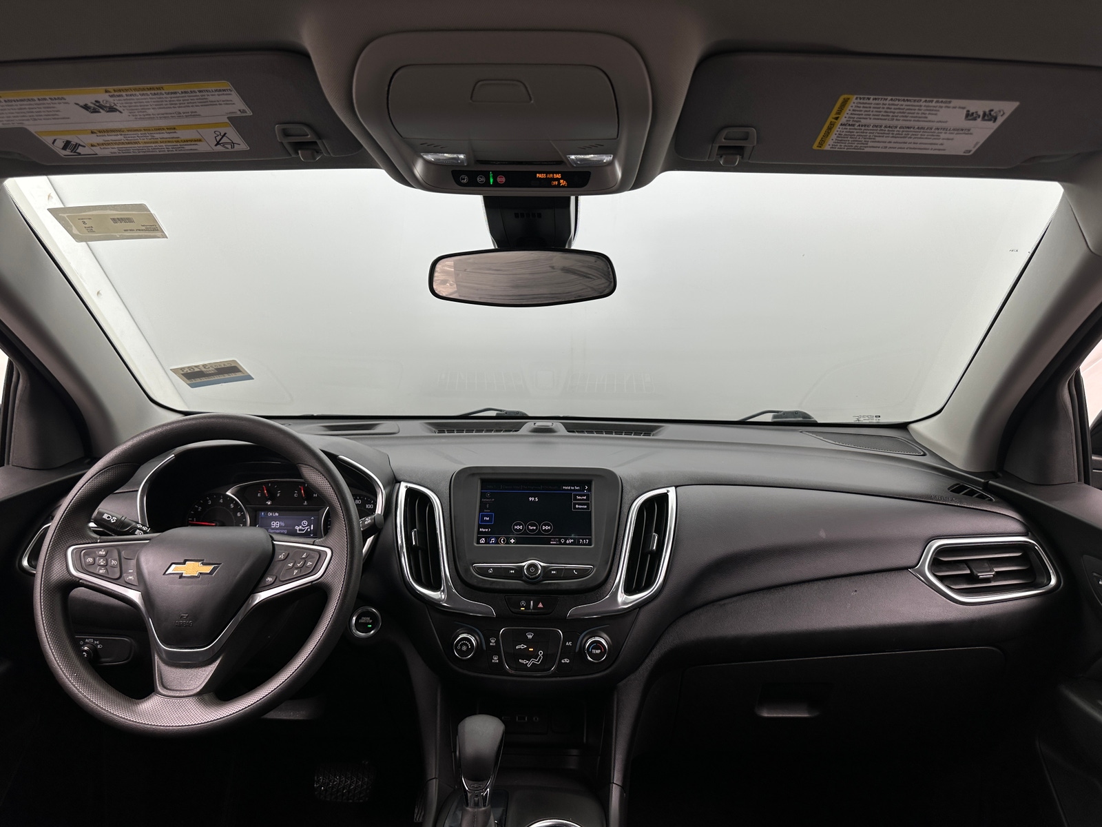 Thumbnail: 2023 Chevrolet Equinox - 3