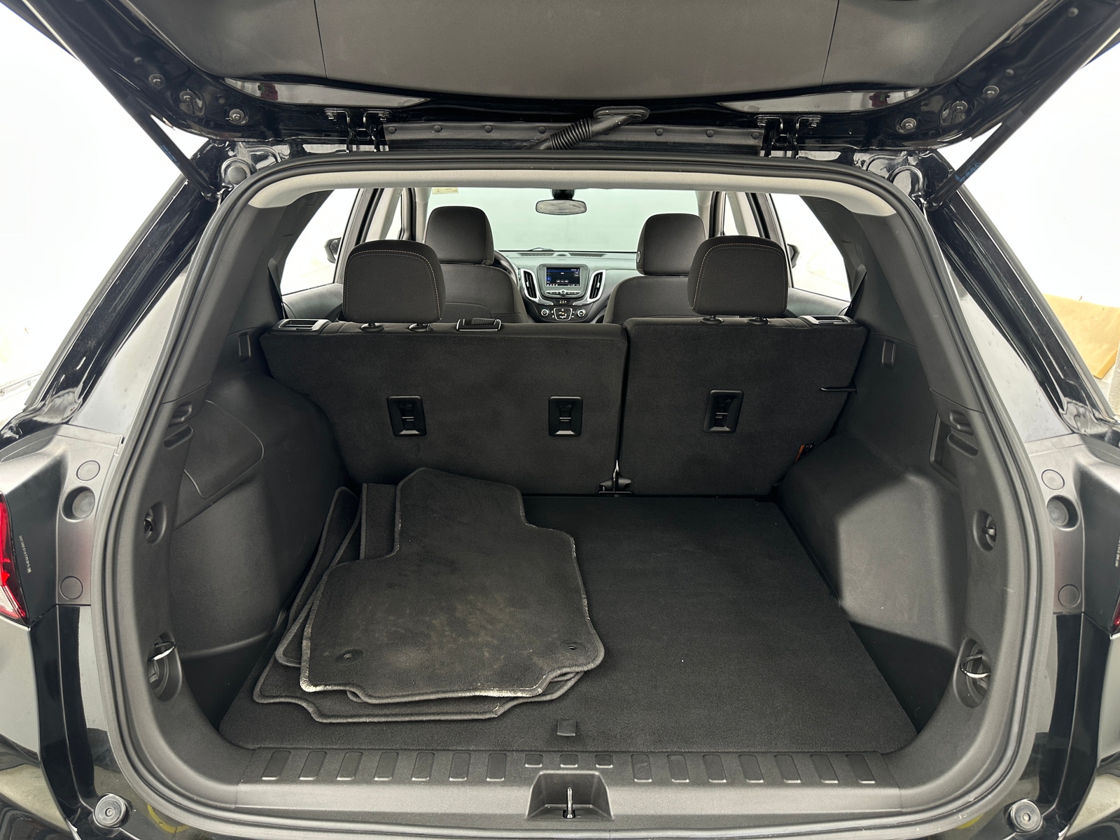 Thumbnail: 2023 Chevrolet Equinox - 7