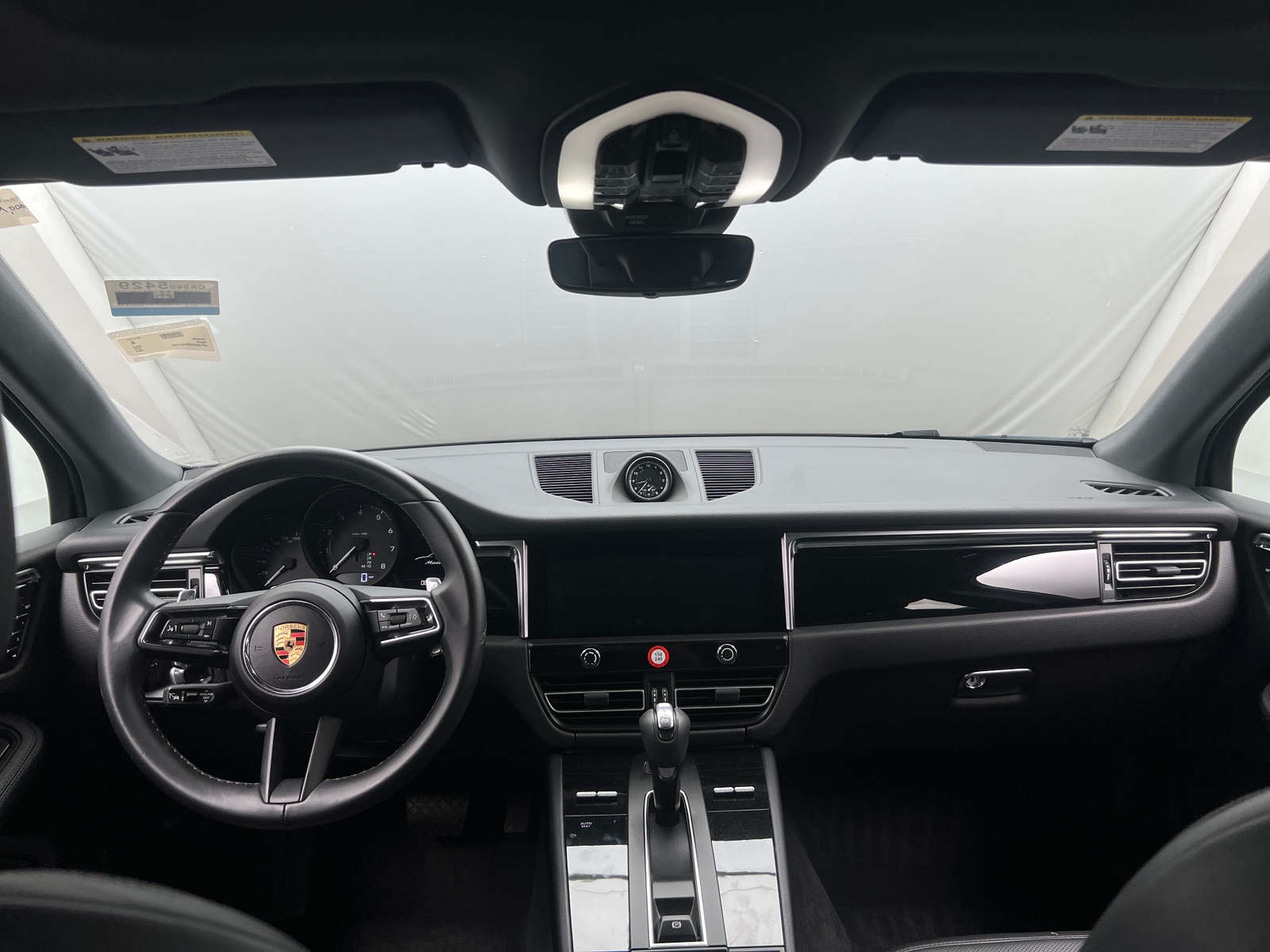 Thumbnail: 2024 Porsche Macan - 2
