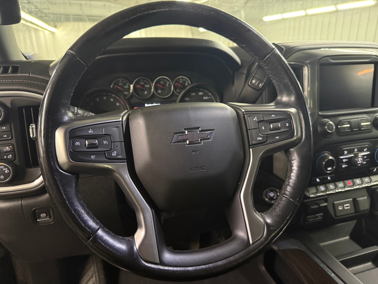 Thumbnail: 2020 Chevrolet Silverado 1500 - 5