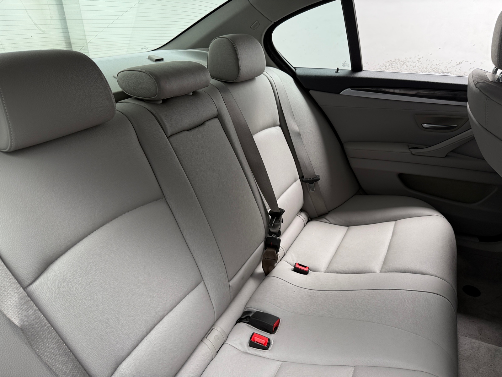 Thumbnail: 2012 BMW 5 Series - 5