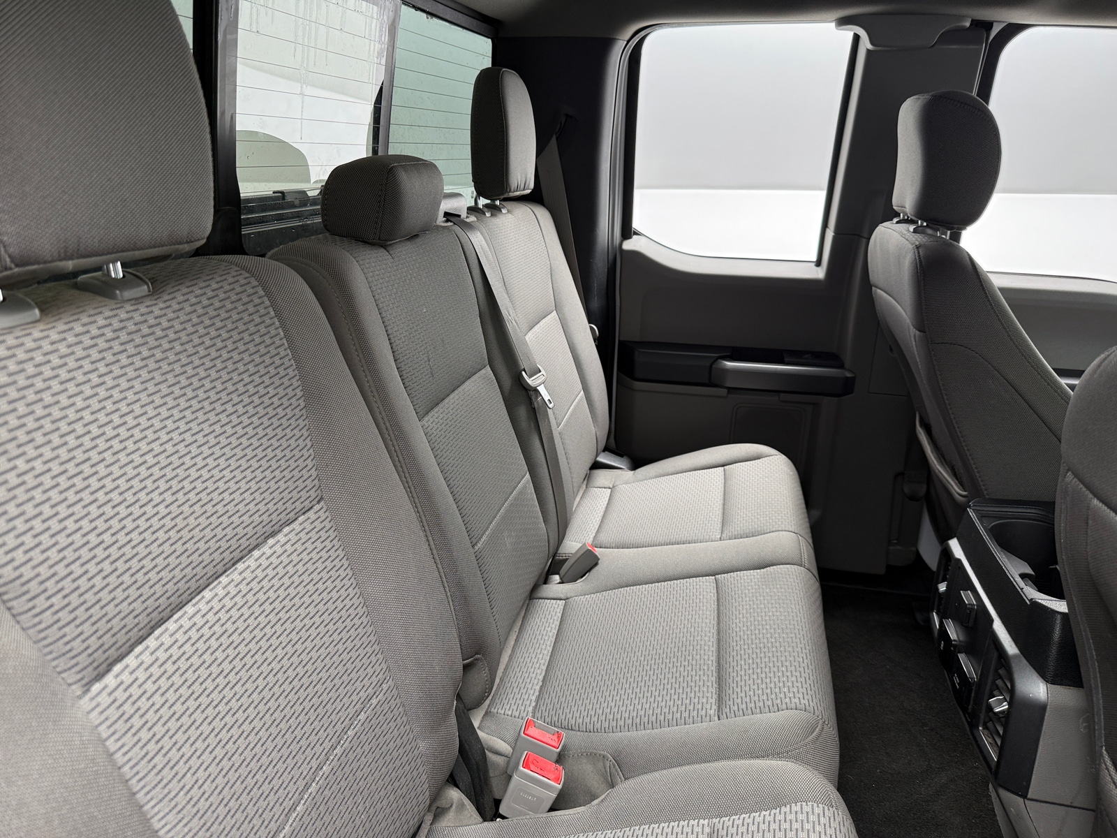 Thumbnail: 2019 Ford Econoline - 6