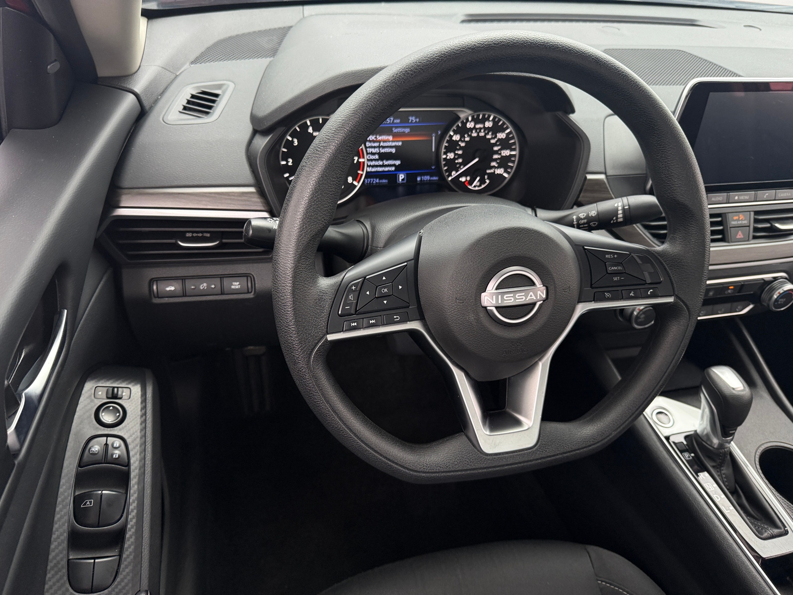 Thumbnail: 2025 Nissan Altima - 5