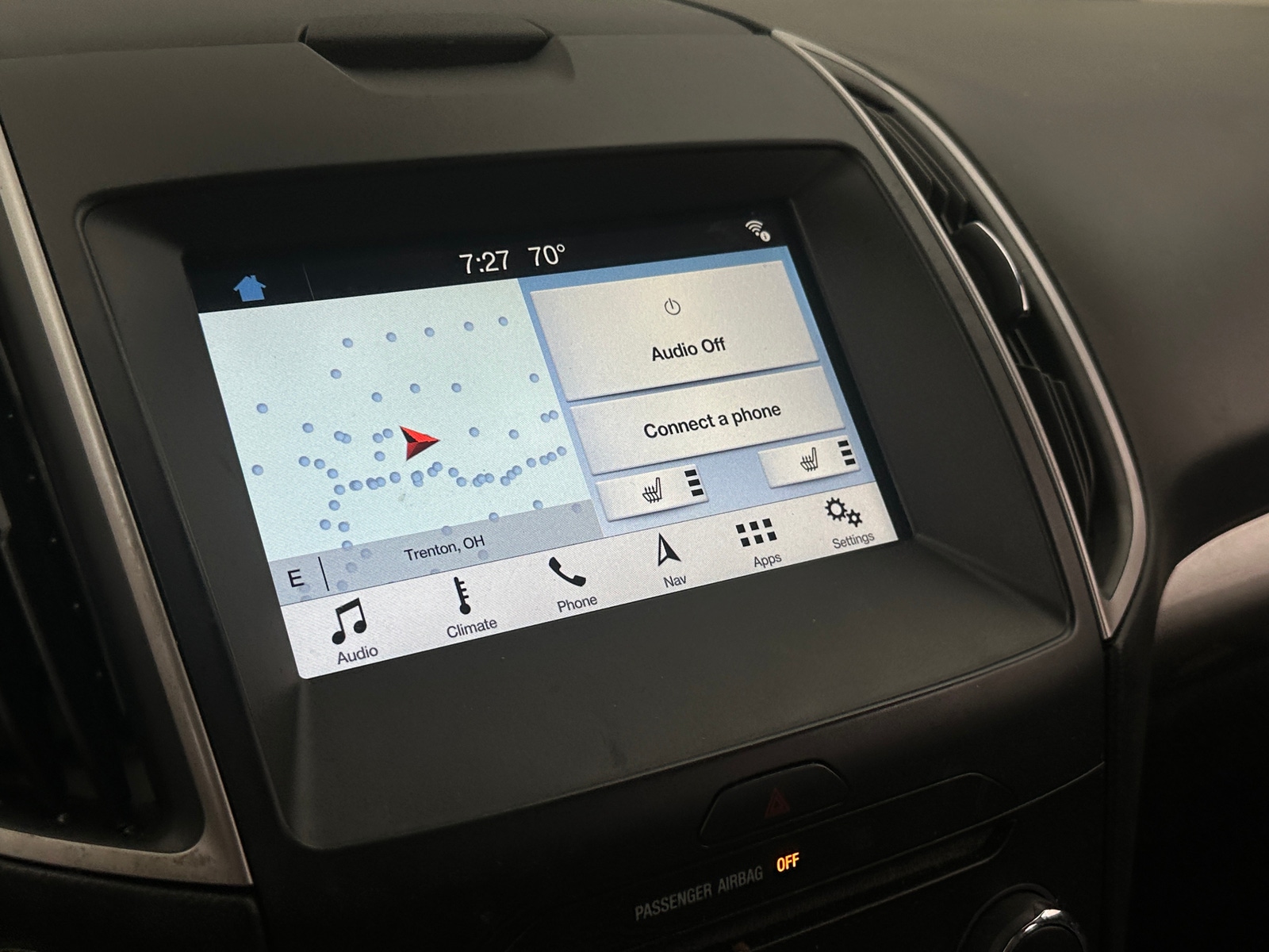 Thumbnail: 2018 Ford Edge - 3