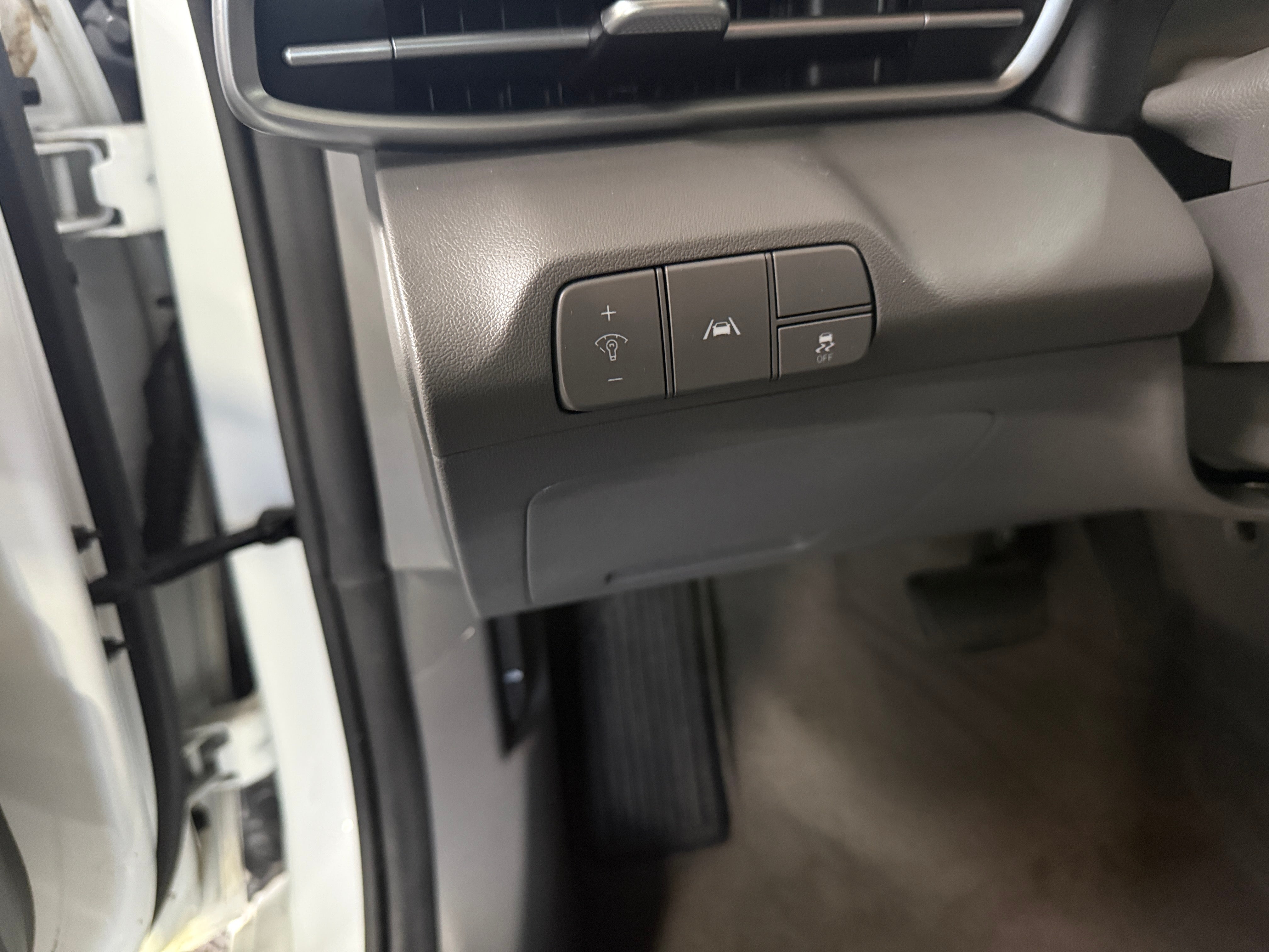 Used 2021 Hyundai Elantra SEL with VIN 5NPLM4AG0MH026739 for sale in Eagan, Minnesota