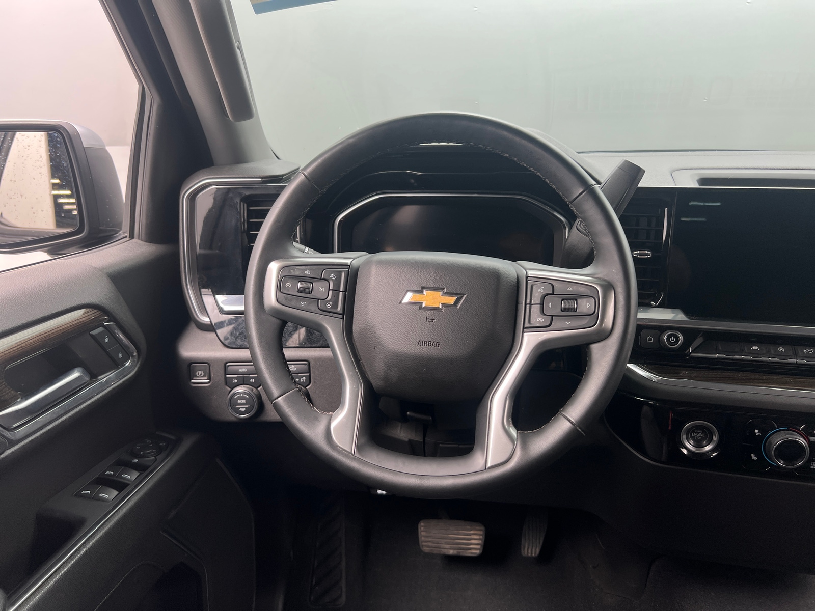 Thumbnail: 2023 Chevrolet Silverado 1500 - 5