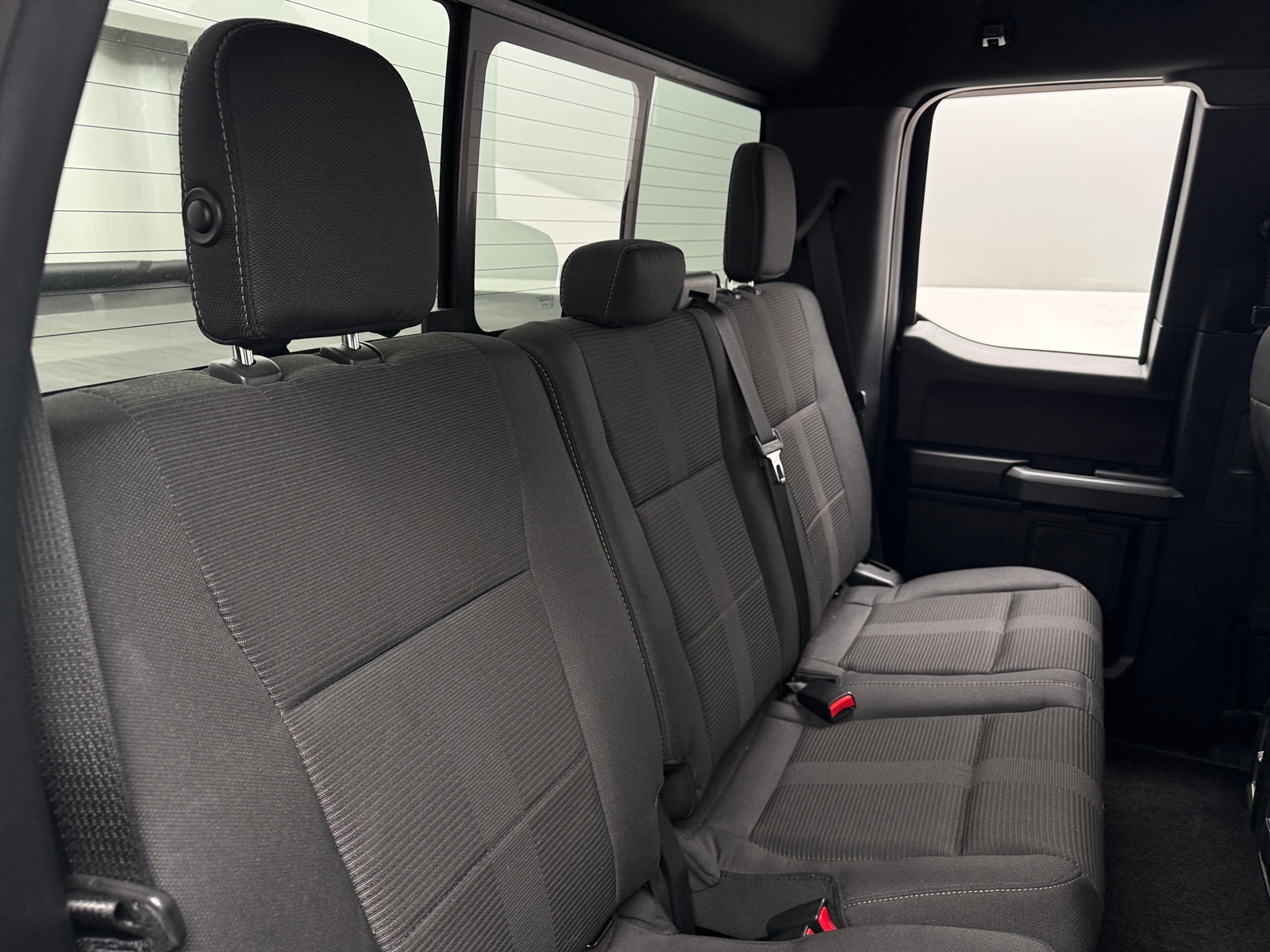 Thumbnail: 2016 Ford Econoline - 6