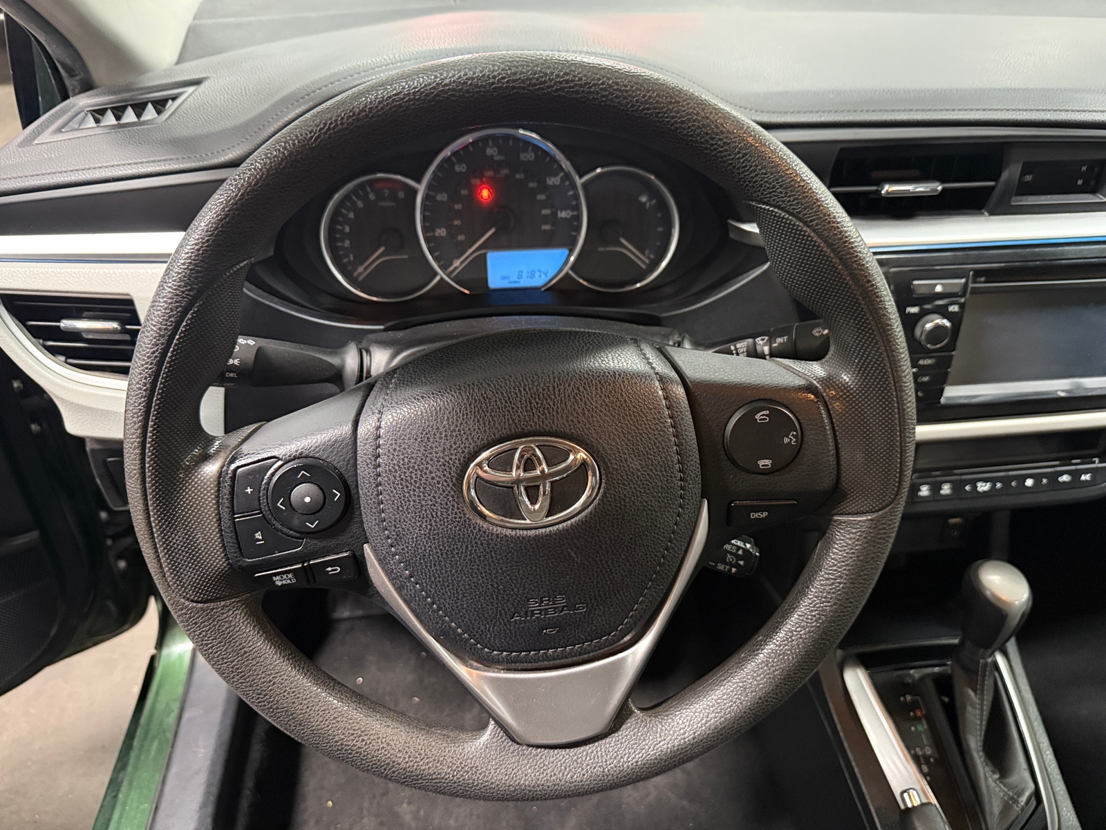 Thumbnail: 2015 Toyota Corolla - 5