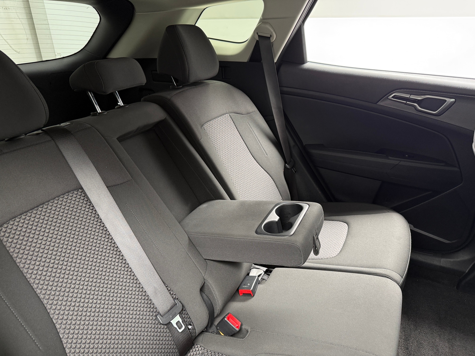 Thumbnail: 2025 Kia Sportage - 6