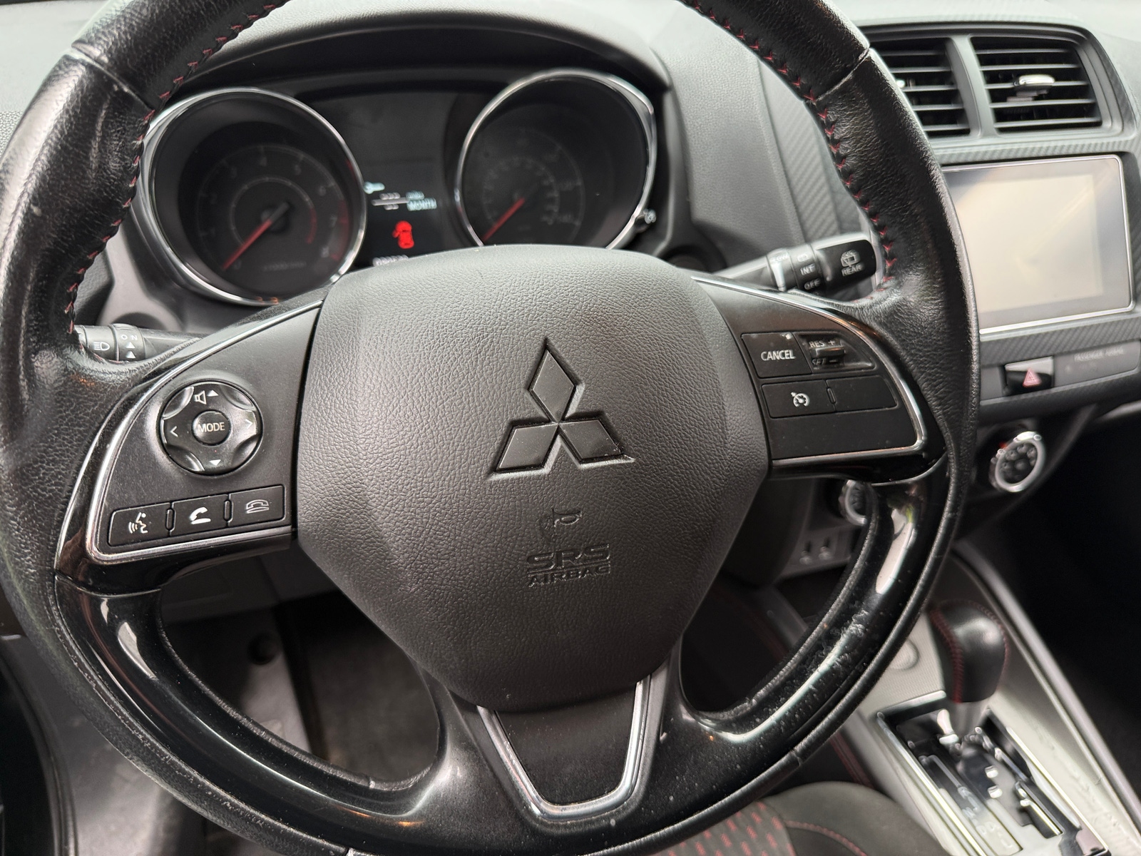 Thumbnail: 2019 Mitsubishi Outlander Sport - 5