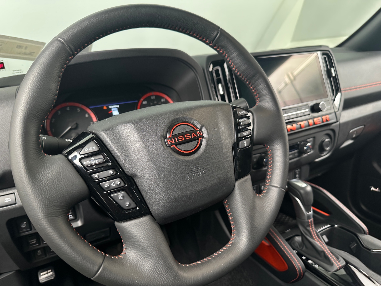 Thumbnail: 2025 Nissan Frontier - 5